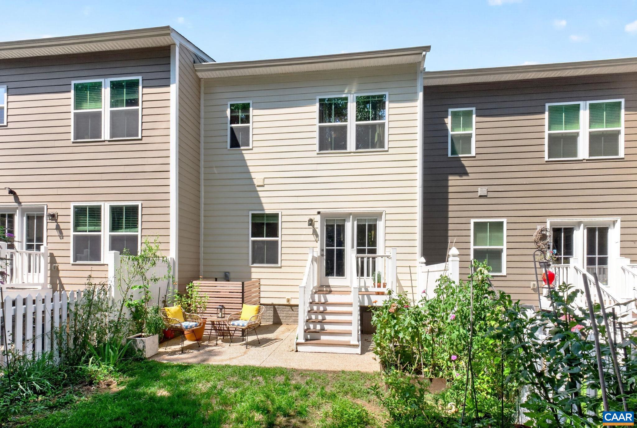 2032 BETHPAGE CT, CHARLOTTESVILLE, Virginia 22901, 3 Bedrooms Bedrooms, ,2 BathroomsBathrooms,Residential,2032 BETHPAGE CT,682016 MLS # 682016 2032 BETHPAGE CT, CHARLOTTESVILLE, Virginia 22901, 3 Bedrooms Bedrooms, ,2 BathroomsBathrooms,Residential,2032 BETHPAGE CT,682016 MLS # 682016