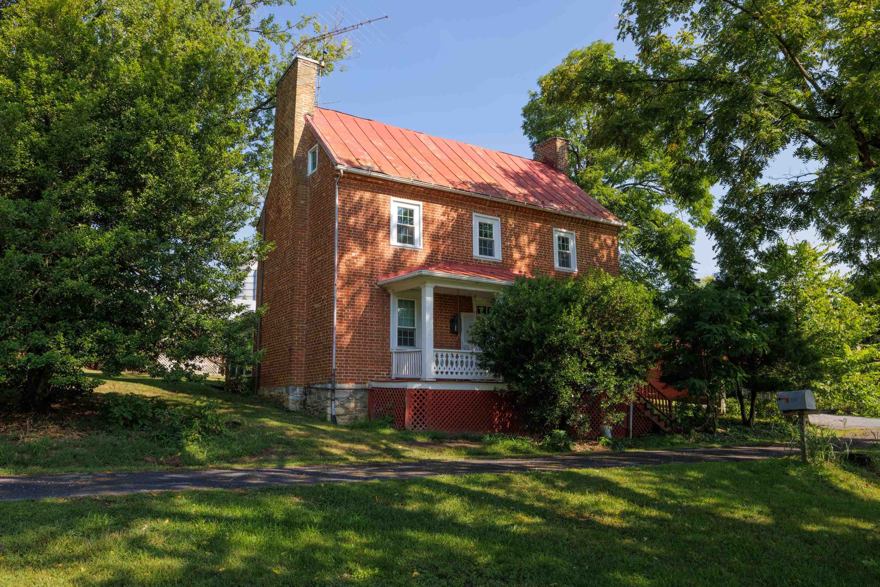 168 LAMBERT LN, WAYNESBORO, Virginia 22980, 3 Bedrooms Bedrooms, ,1 BathroomBathrooms,Residential,168 LAMBERT LN,682019 MLS # 682019 168 LAMBERT LN, WAYNESBORO, Virginia 22980, 3 Bedrooms Bedrooms, ,1 BathroomBathrooms,Residential,168 LAMBERT LN,682019 MLS # 682019