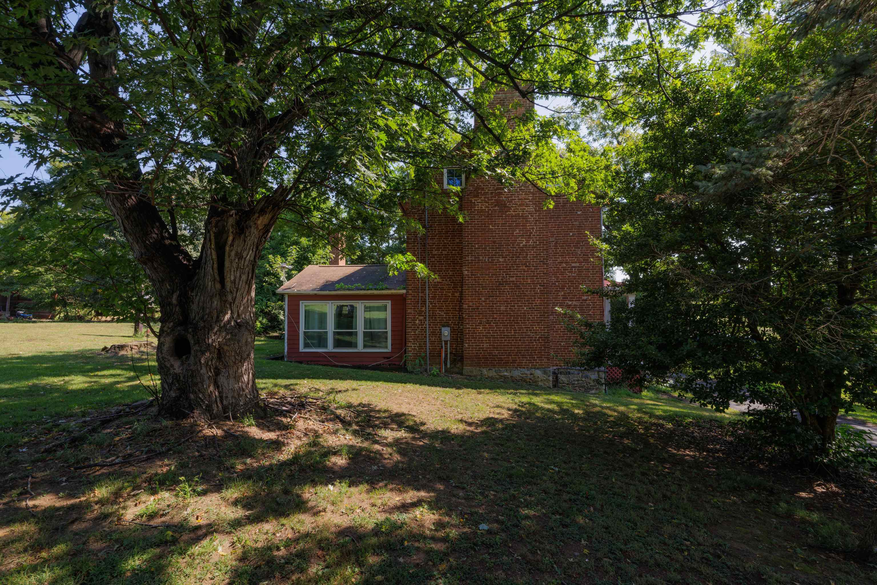 168 LAMBERT LN, WAYNESBORO, Virginia 22980, 3 Bedrooms Bedrooms, ,1 BathroomBathrooms,Residential,168 LAMBERT LN,682019 MLS # 682019