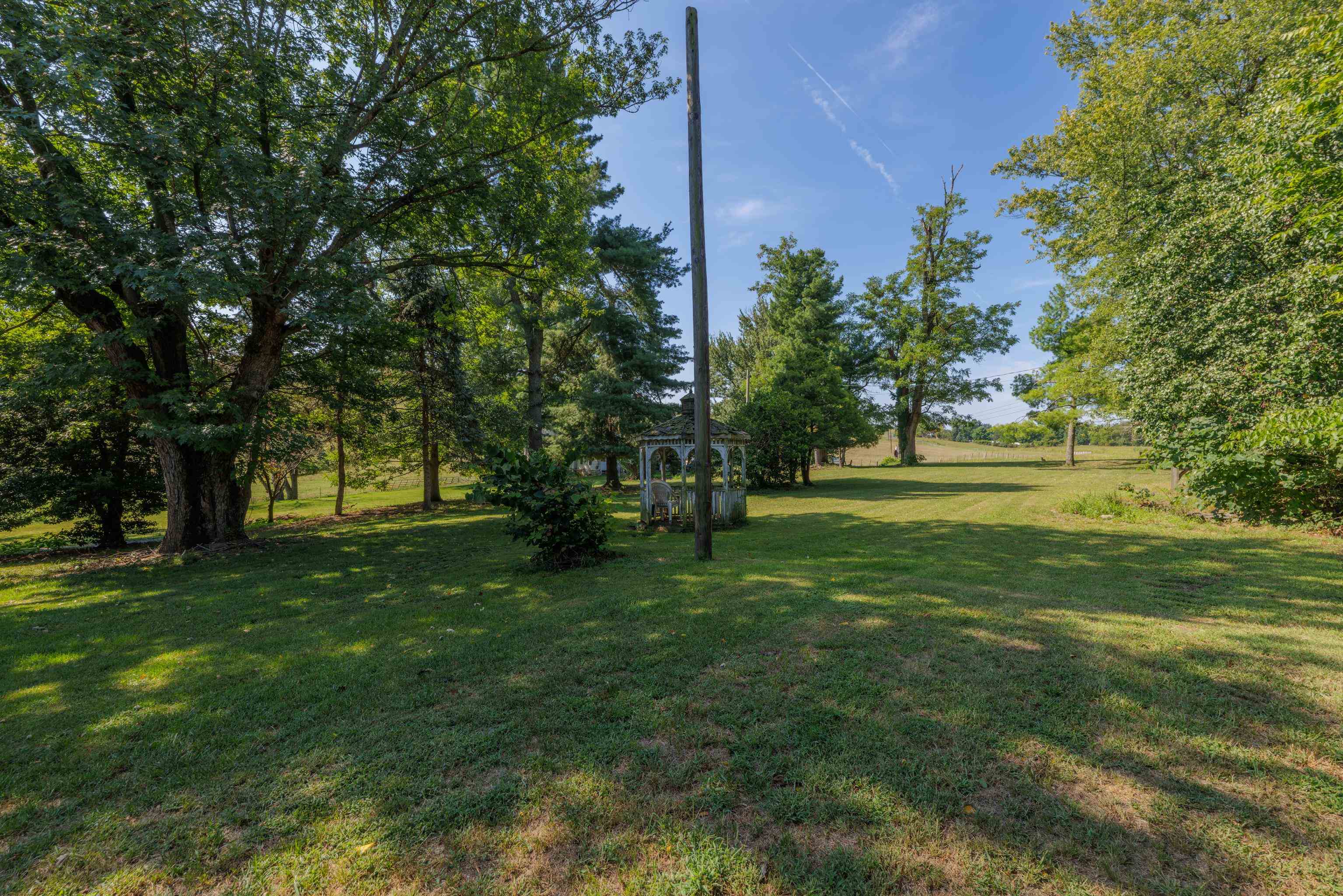 168 LAMBERT LN, WAYNESBORO, Virginia 22980, 3 Bedrooms Bedrooms, ,1 BathroomBathrooms,Residential,168 LAMBERT LN,682019 MLS # 682019
