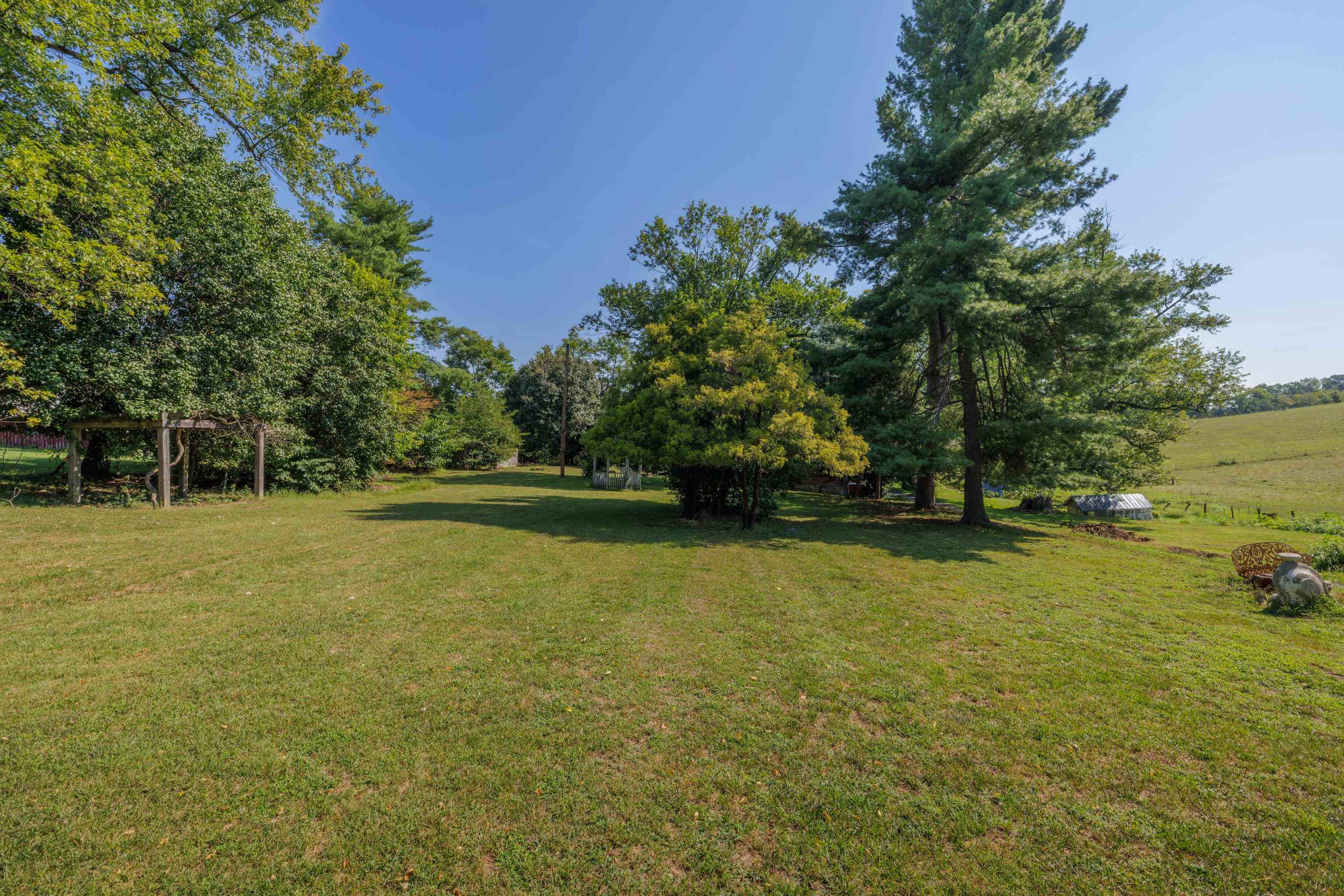 168 LAMBERT LN, WAYNESBORO, Virginia 22980, 3 Bedrooms Bedrooms, ,1 BathroomBathrooms,Residential,168 LAMBERT LN,682019 MLS # 682019