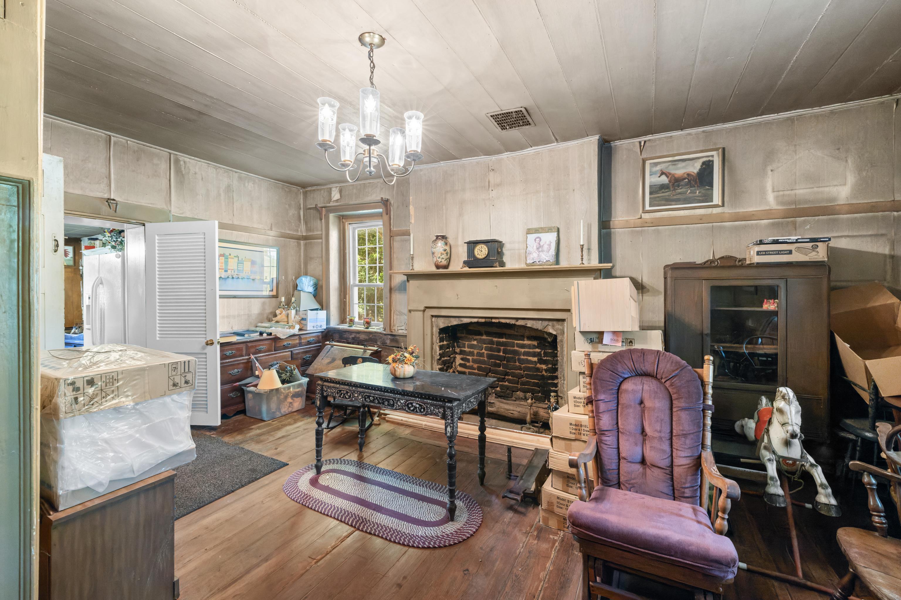 168 LAMBERT LN, WAYNESBORO, Virginia 22980, 3 Bedrooms Bedrooms, ,1 BathroomBathrooms,Residential,168 LAMBERT LN,682019 MLS # 682019