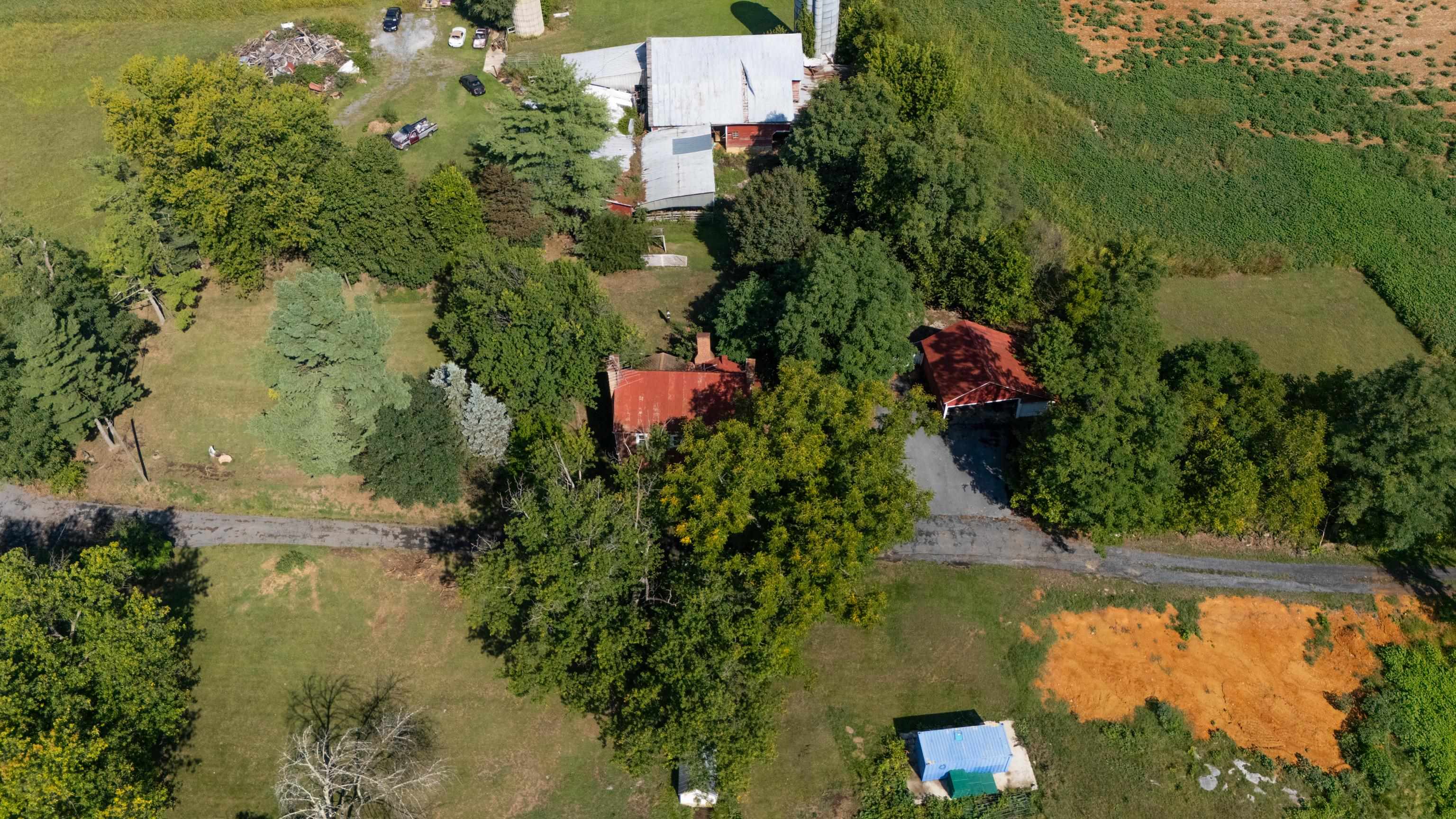 168 LAMBERT LN, WAYNESBORO, Virginia 22980, 3 Bedrooms Bedrooms, ,1 BathroomBathrooms,Residential,168 LAMBERT LN,682019 MLS # 682019