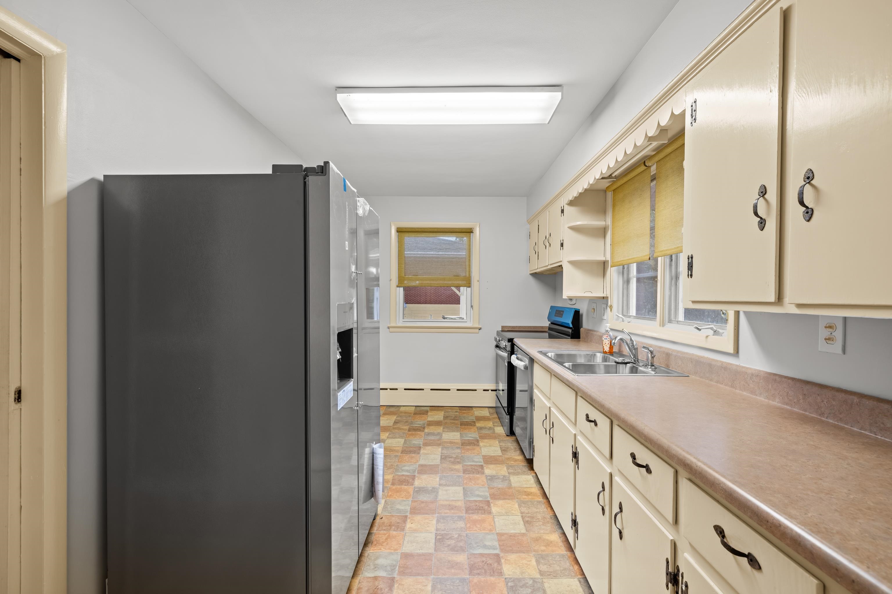 119 GREENWOOD RD, STAUNTON, Virginia 24401, 3 Bedrooms Bedrooms, ,1 BathroomBathrooms,Residential,119 GREENWOOD RD,682020 MLS # 682020