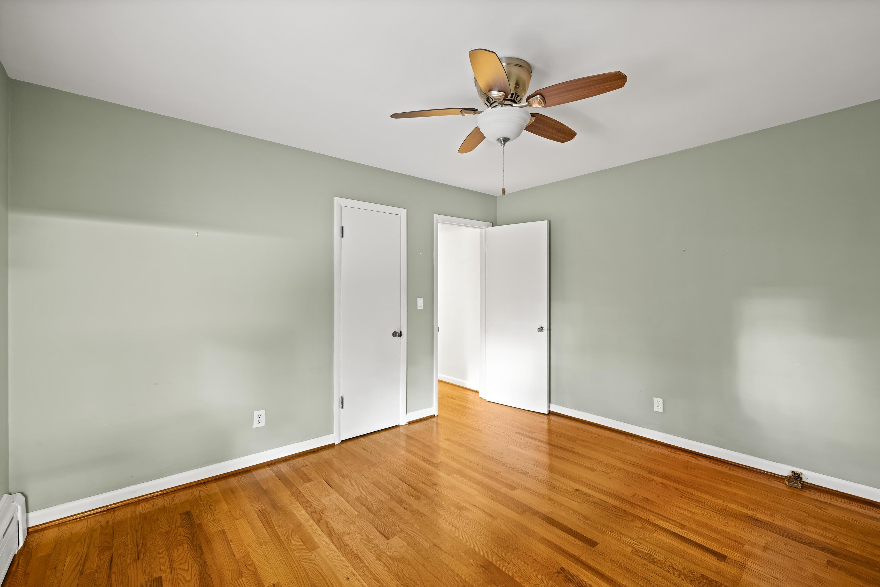 119 GREENWOOD RD, STAUNTON, Virginia 24401, 3 Bedrooms Bedrooms, ,1 BathroomBathrooms,Residential,119 GREENWOOD RD,682020 MLS # 682020