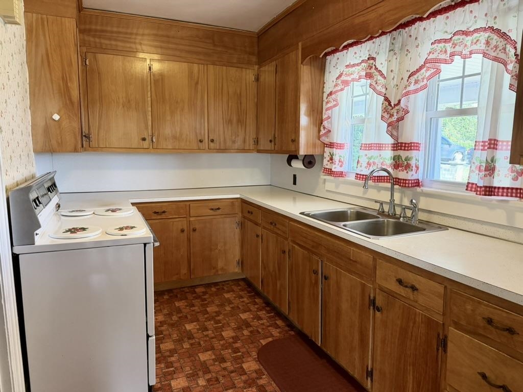 1902 FIRST ST, STAUNTON, Virginia 24401, 3 Bedrooms Bedrooms, ,1 BathroomBathrooms,Residential,1902 and 1904 First Street,1902 FIRST ST,682025 MLS # 682025