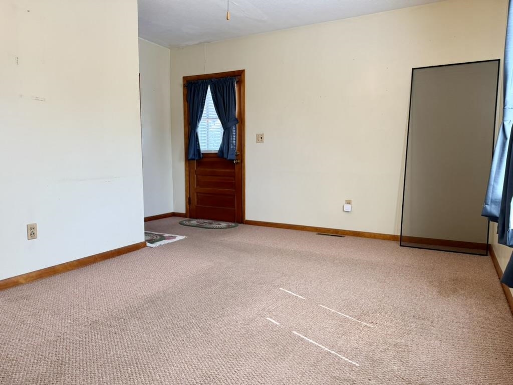 1902 FIRST ST, STAUNTON, Virginia 24401, 3 Bedrooms Bedrooms, ,1 BathroomBathrooms,Residential,1902 and 1904 First Street,1902 FIRST ST,682025 MLS # 682025