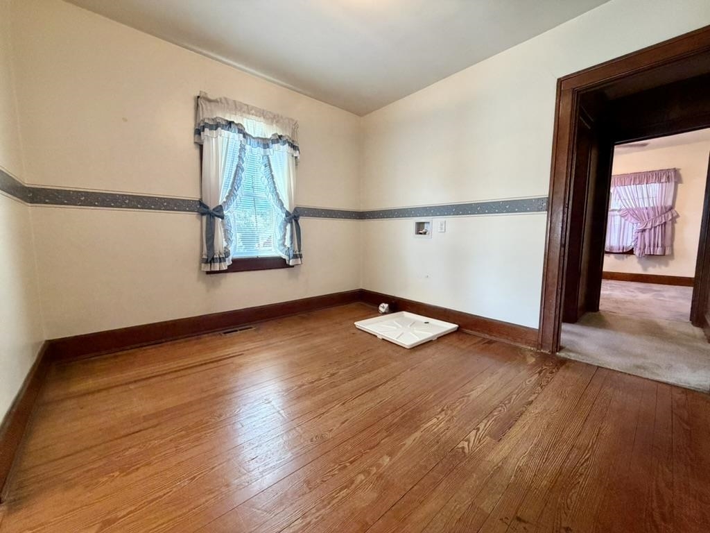 1902 FIRST ST, STAUNTON, Virginia 24401, 3 Bedrooms Bedrooms, ,1 BathroomBathrooms,Residential,1902 and 1904 First Street,1902 FIRST ST,682025 MLS # 682025