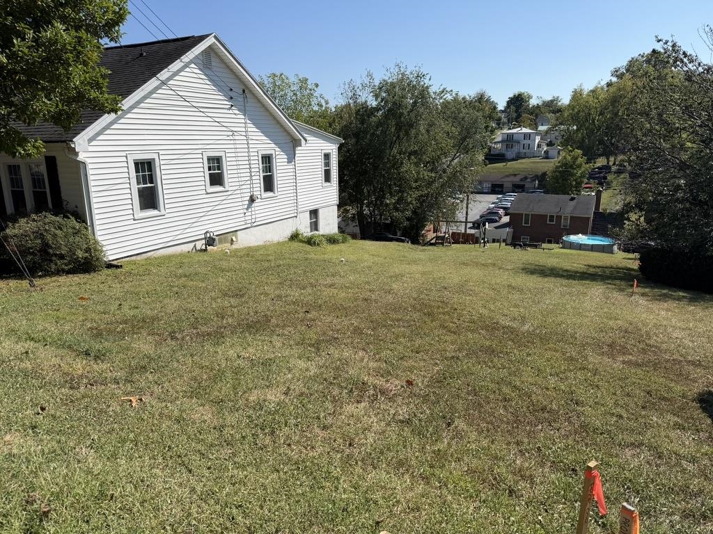 1902 FIRST ST, STAUNTON, Virginia 24401, 3 Bedrooms Bedrooms, ,1 BathroomBathrooms,Residential,1902 and 1904 First Street,1902 FIRST ST,682025 MLS # 682025