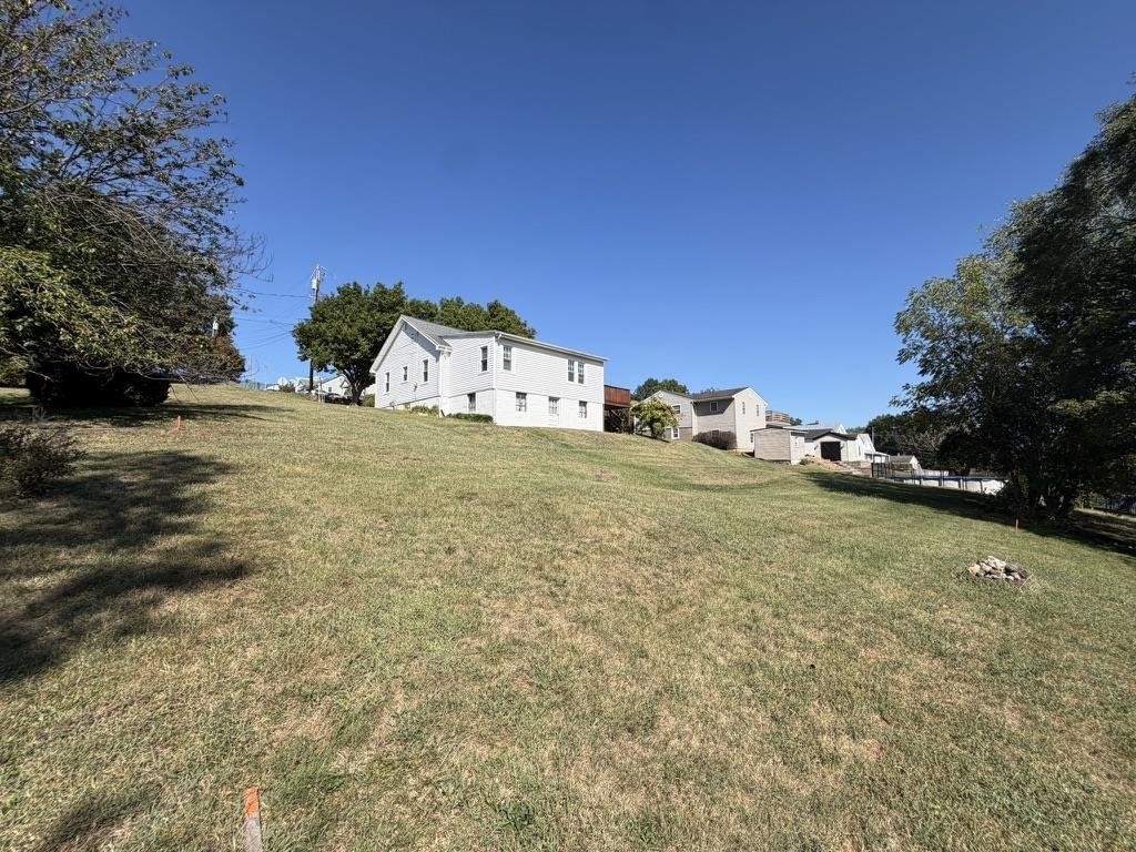 1902 FIRST ST, STAUNTON, Virginia 24401, 3 Bedrooms Bedrooms, ,1 BathroomBathrooms,Residential,1902 and 1904 First Street,1902 FIRST ST,682025 MLS # 682025