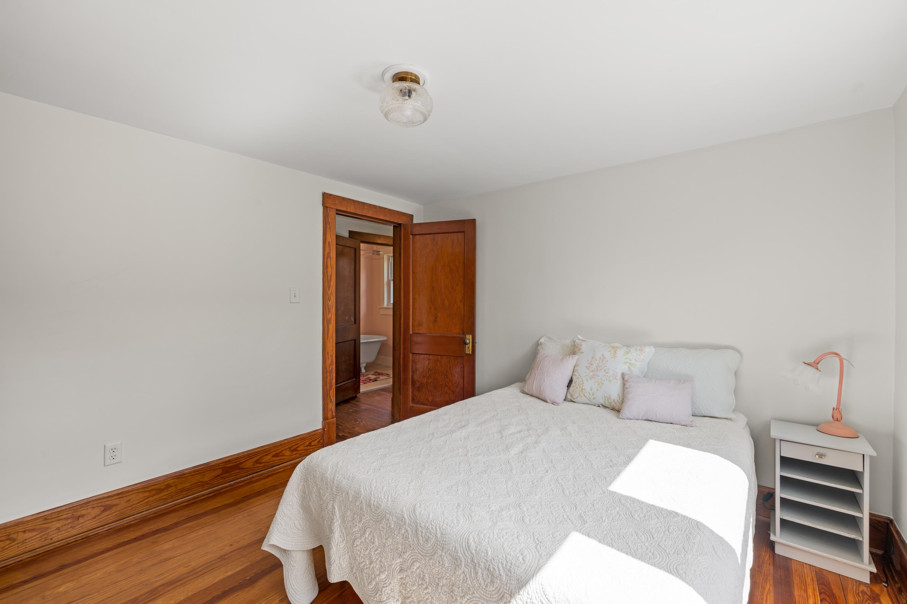 221 W PEABODY ST, STAUNTON, Virginia 24401, 3 Bedrooms Bedrooms, ,2 BathroomsBathrooms,Residential,221 W PEABODY ST,682027 MLS # 682027