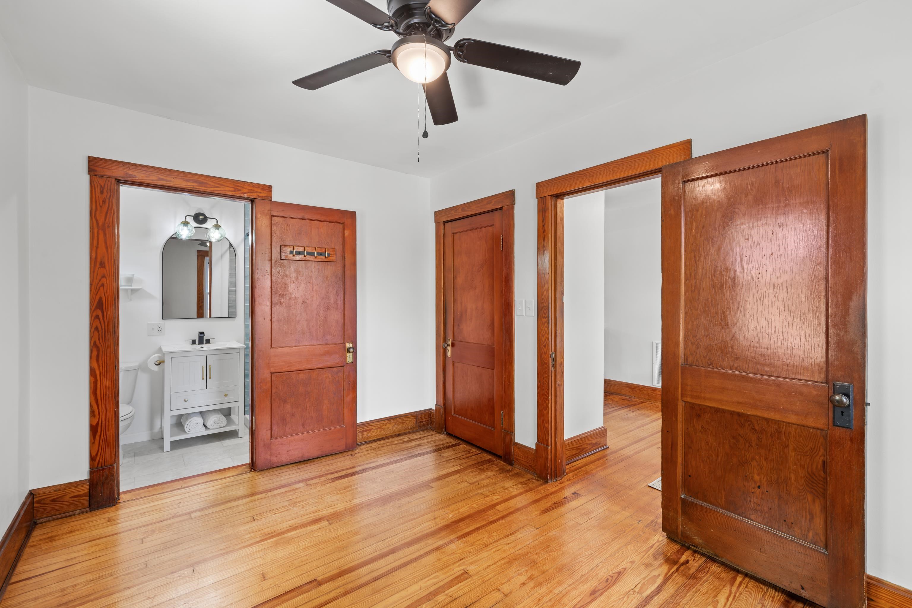 221 W PEABODY ST, STAUNTON, Virginia 24401, 3 Bedrooms Bedrooms, ,2 BathroomsBathrooms,Residential,221 W PEABODY ST,682027 MLS # 682027