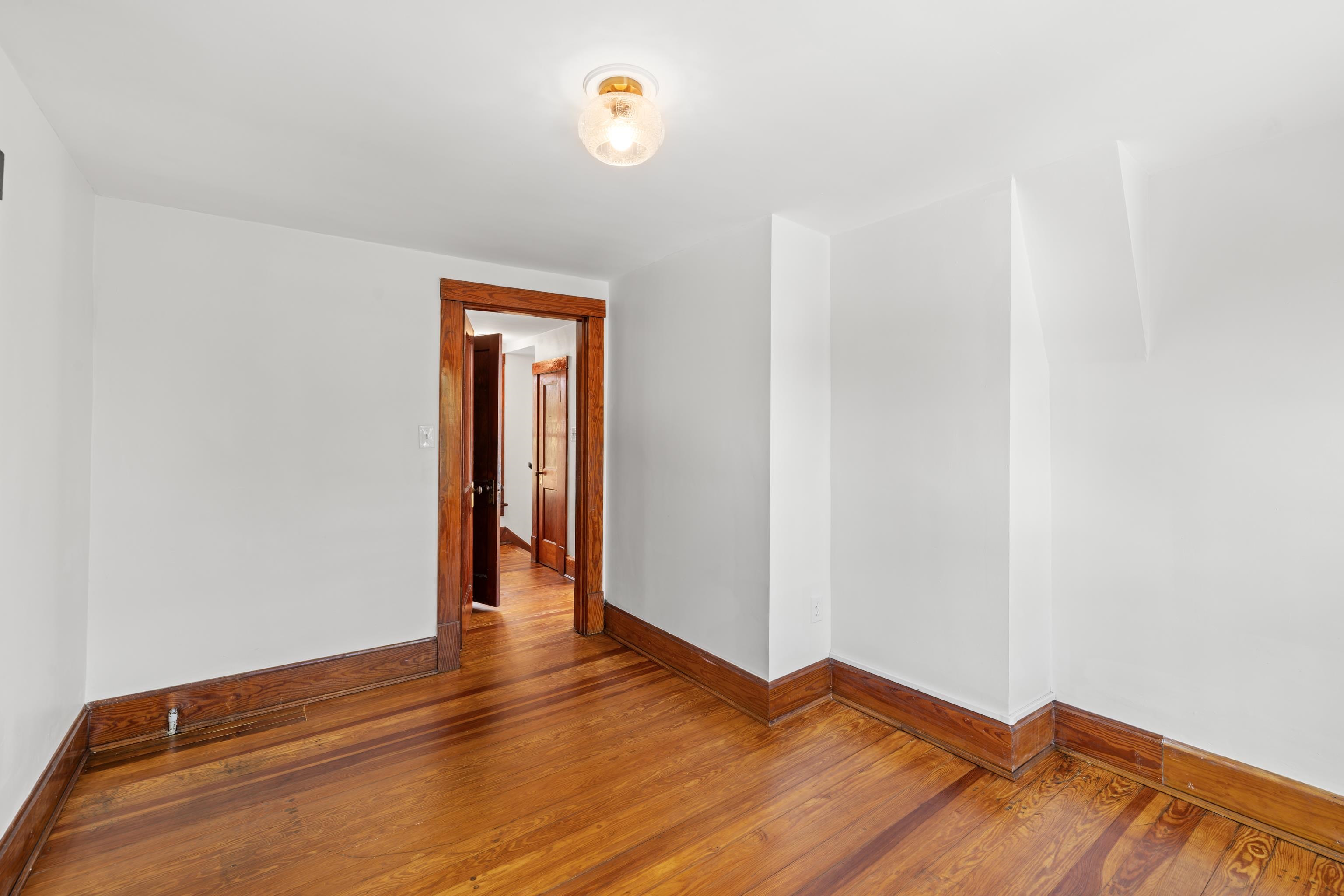221 W PEABODY ST, STAUNTON, Virginia 24401, 3 Bedrooms Bedrooms, ,2 BathroomsBathrooms,Residential,221 W PEABODY ST,682027 MLS # 682027