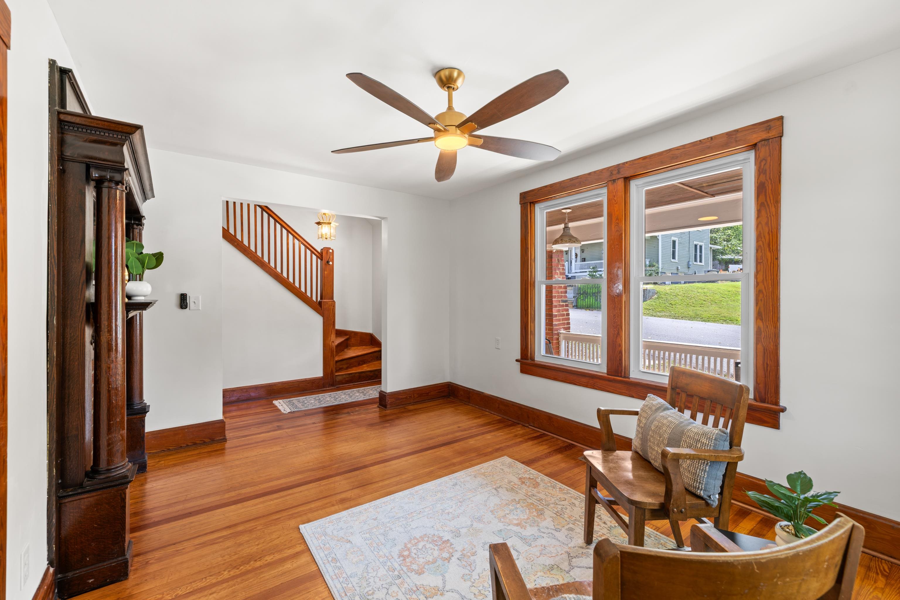 221 W PEABODY ST, STAUNTON, Virginia 24401, 3 Bedrooms Bedrooms, ,2 BathroomsBathrooms,Residential,221 W PEABODY ST,682027 MLS # 682027