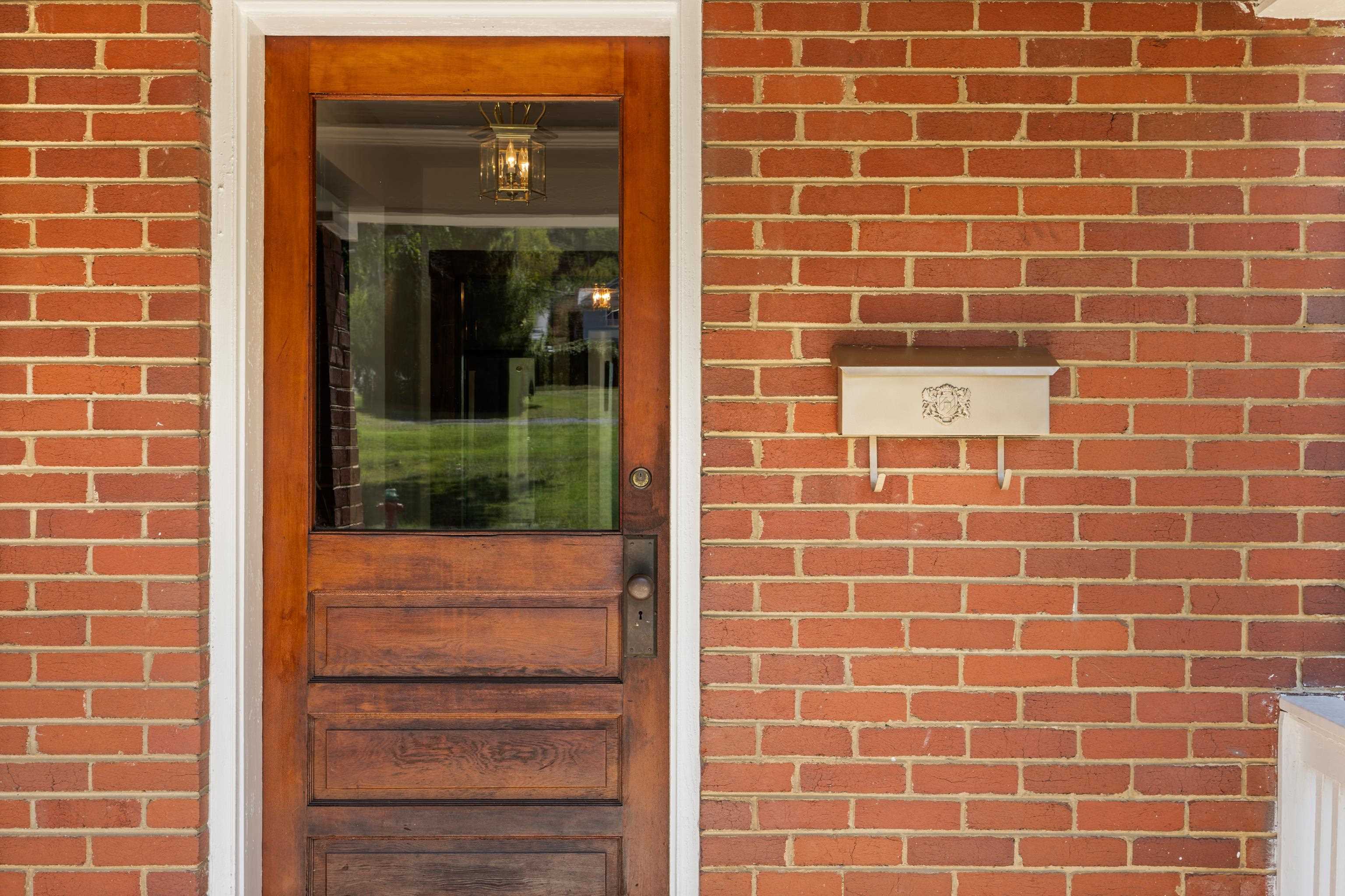221 W PEABODY ST, STAUNTON, Virginia 24401, 3 Bedrooms Bedrooms, ,2 BathroomsBathrooms,Residential,221 W PEABODY ST,682027 MLS # 682027