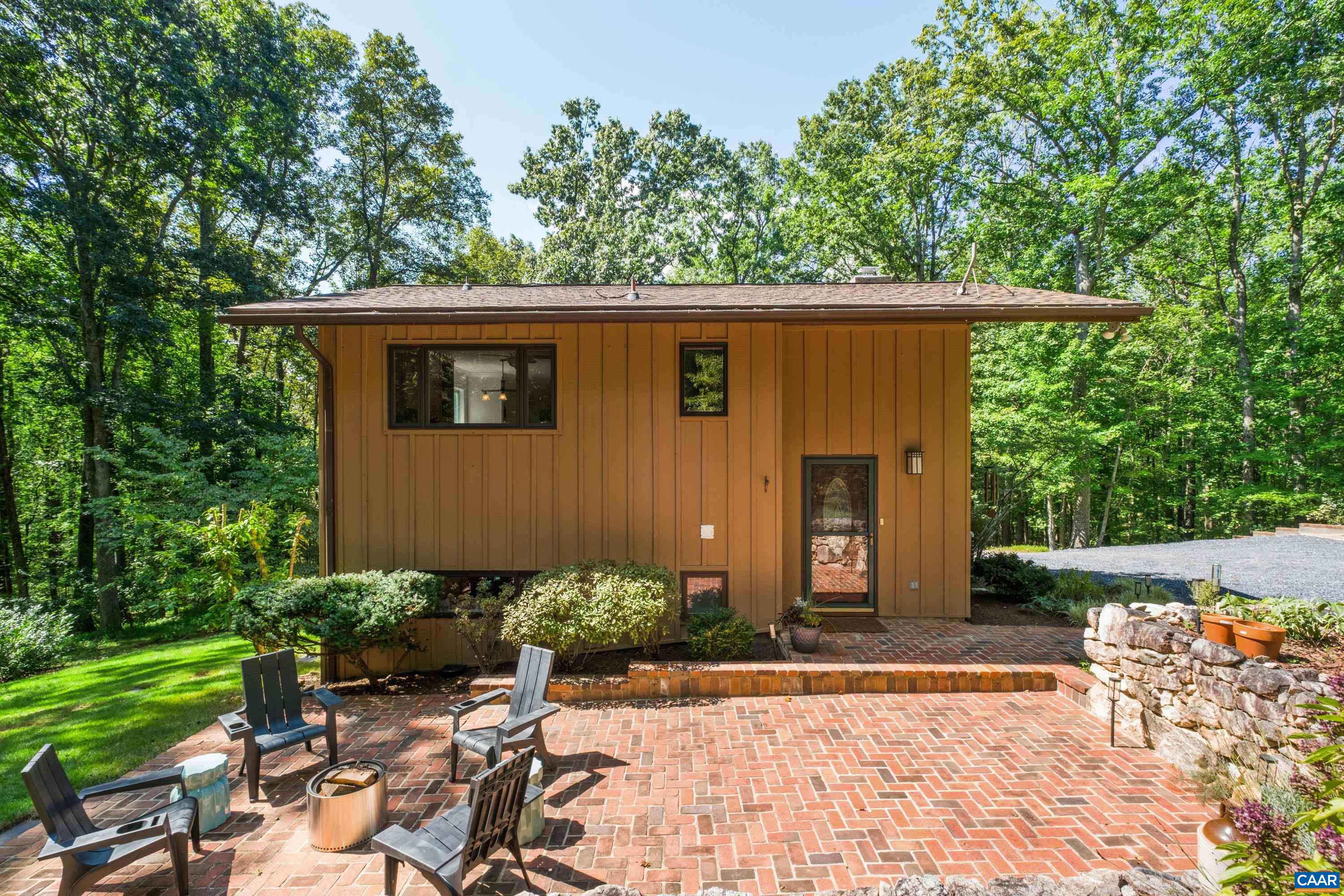210 TURKS MOUNTAIN TRL, AFTON, Virginia 22920, 3 Bedrooms Bedrooms, ,1 BathroomBathrooms,Residential,210 TURKS MOUNTAIN TRL,682029 MLS # 682029