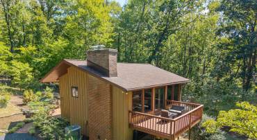 210 TURKS MOUNTAIN TRL, AFTON, Virginia 22920, 3 Bedrooms Bedrooms, ,1 BathroomBathrooms,Residential,210 TURKS MOUNTAIN TRL,682029 MLS # 682029