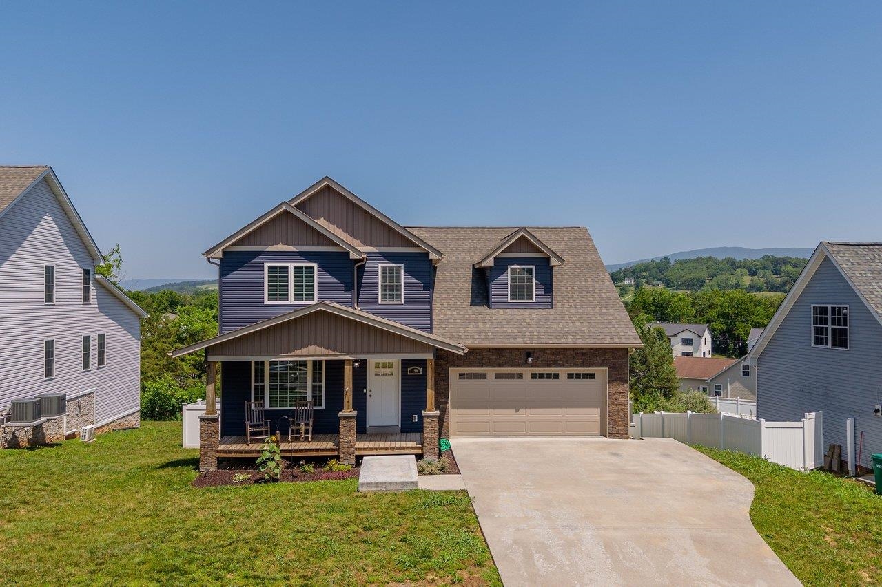 190 SUFFOLK DR, ROCKINGHAM, Virginia 22802, 5 Bedrooms Bedrooms, ,3 BathroomsBathrooms,Residential,190 SUFFOLK DR,682030 MLS # 682030