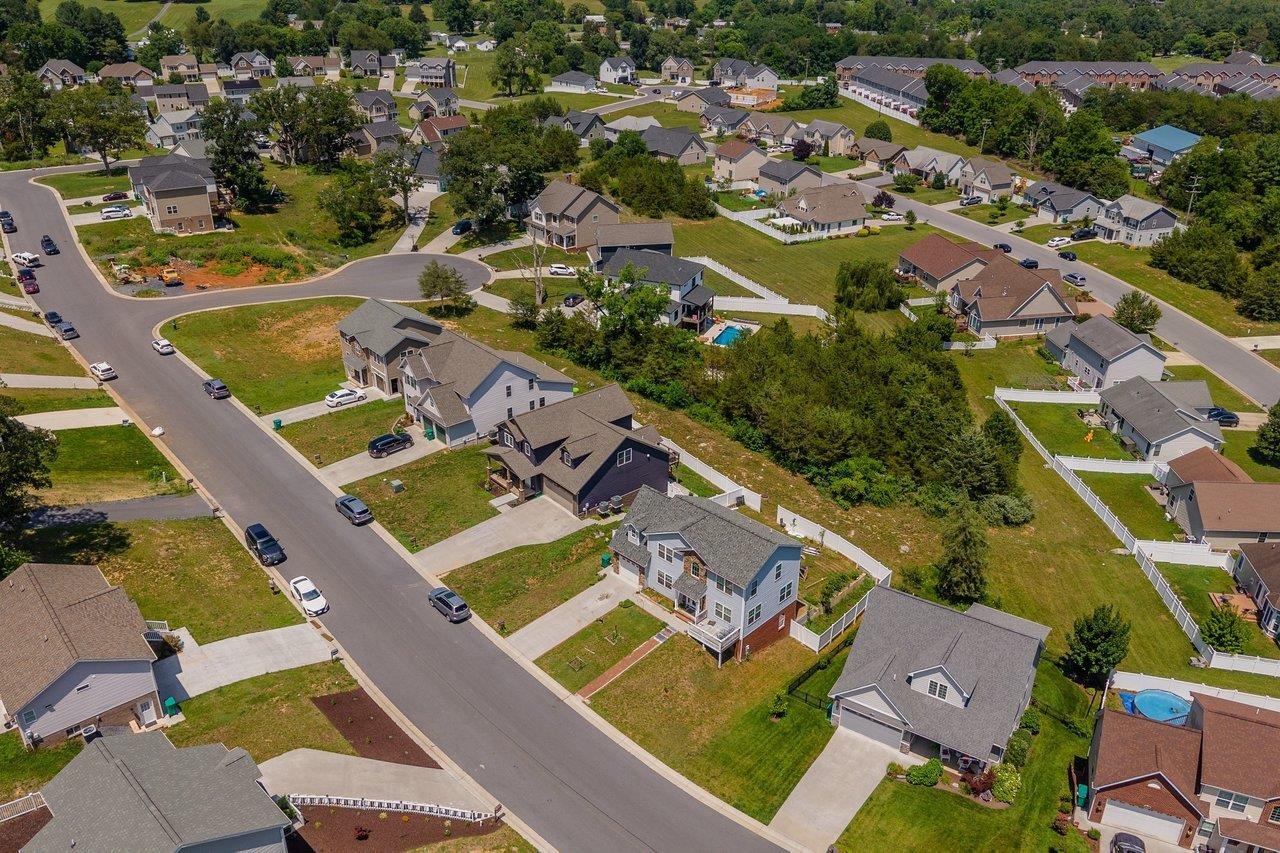190 SUFFOLK DR, ROCKINGHAM, Virginia 22802, 5 Bedrooms Bedrooms, ,3 BathroomsBathrooms,Residential,190 SUFFOLK DR,682030 MLS # 682030