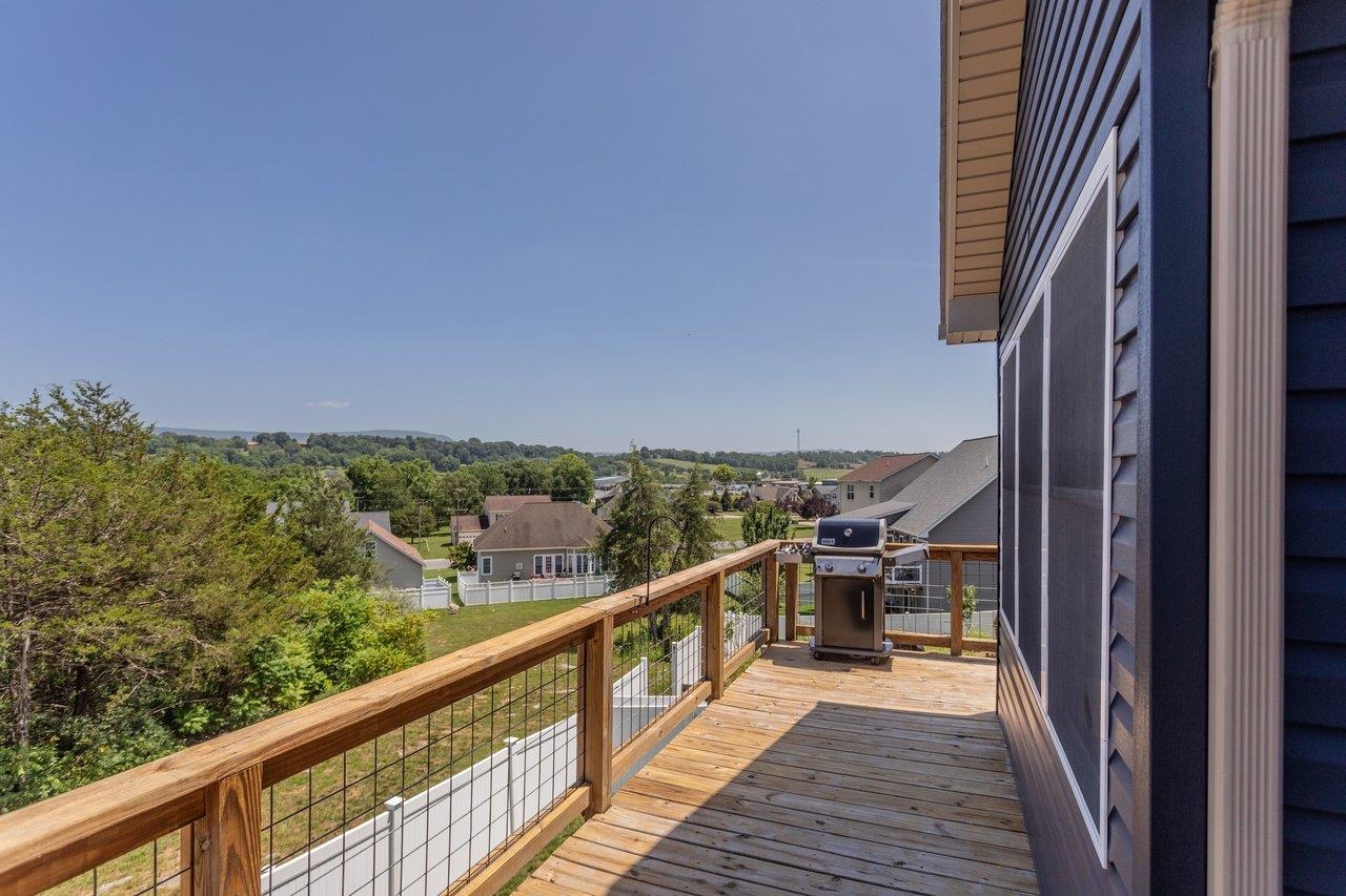 190 SUFFOLK DR, ROCKINGHAM, Virginia 22802, 5 Bedrooms Bedrooms, ,3 BathroomsBathrooms,Residential,190 SUFFOLK DR,682030 MLS # 682030