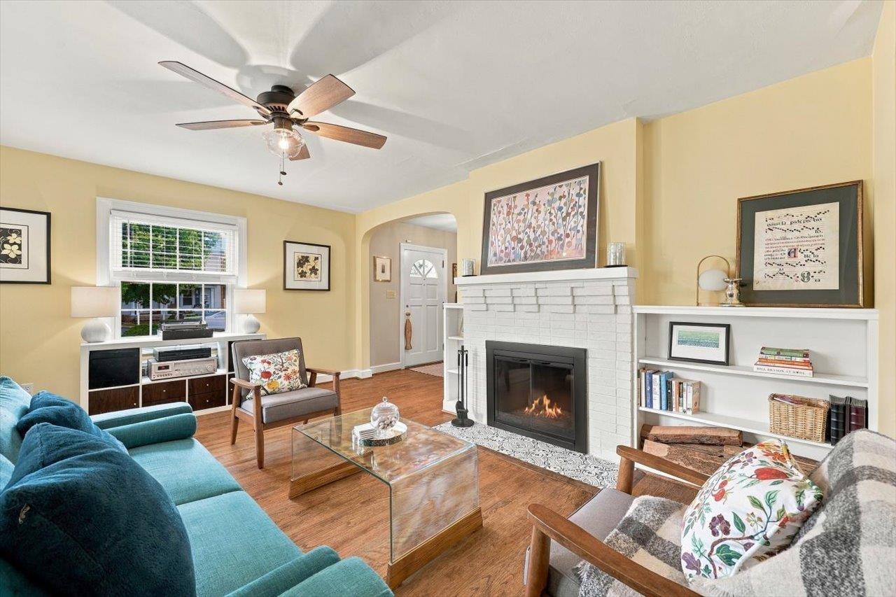 630 PARKVIEW AVE, STAUNTON, Virginia 24401, 3 Bedrooms Bedrooms, ,2 BathroomsBathrooms,Residential,630 PARKVIEW AVE,682031 MLS # 682031 630 PARKVIEW AVE, STAUNTON, Virginia 24401, 3 Bedrooms Bedrooms, ,2 BathroomsBathrooms,Residential,630 PARKVIEW AVE,682031 MLS # 682031