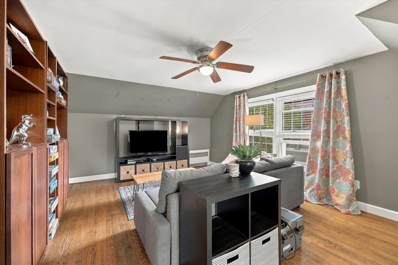 630 PARKVIEW AVE, STAUNTON, Virginia 24401, 3 Bedrooms Bedrooms, ,2 BathroomsBathrooms,Residential,630 PARKVIEW AVE,682031 MLS # 682031 630 PARKVIEW AVE, STAUNTON, Virginia 24401, 3 Bedrooms Bedrooms, ,2 BathroomsBathrooms,Residential,630 PARKVIEW AVE,682031 MLS # 682031