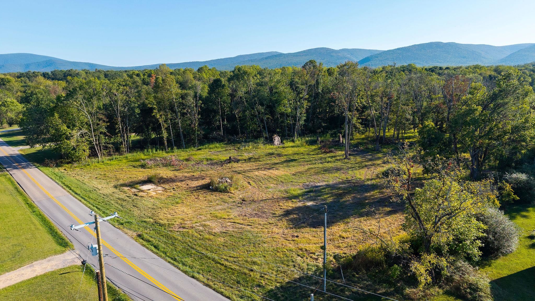 403 HOWARDSVILLE TPKE, STUARTS DRAFT, Virginia 24477, ,Land,403 HOWARDSVILLE TPKE,682053 MLS # 682053