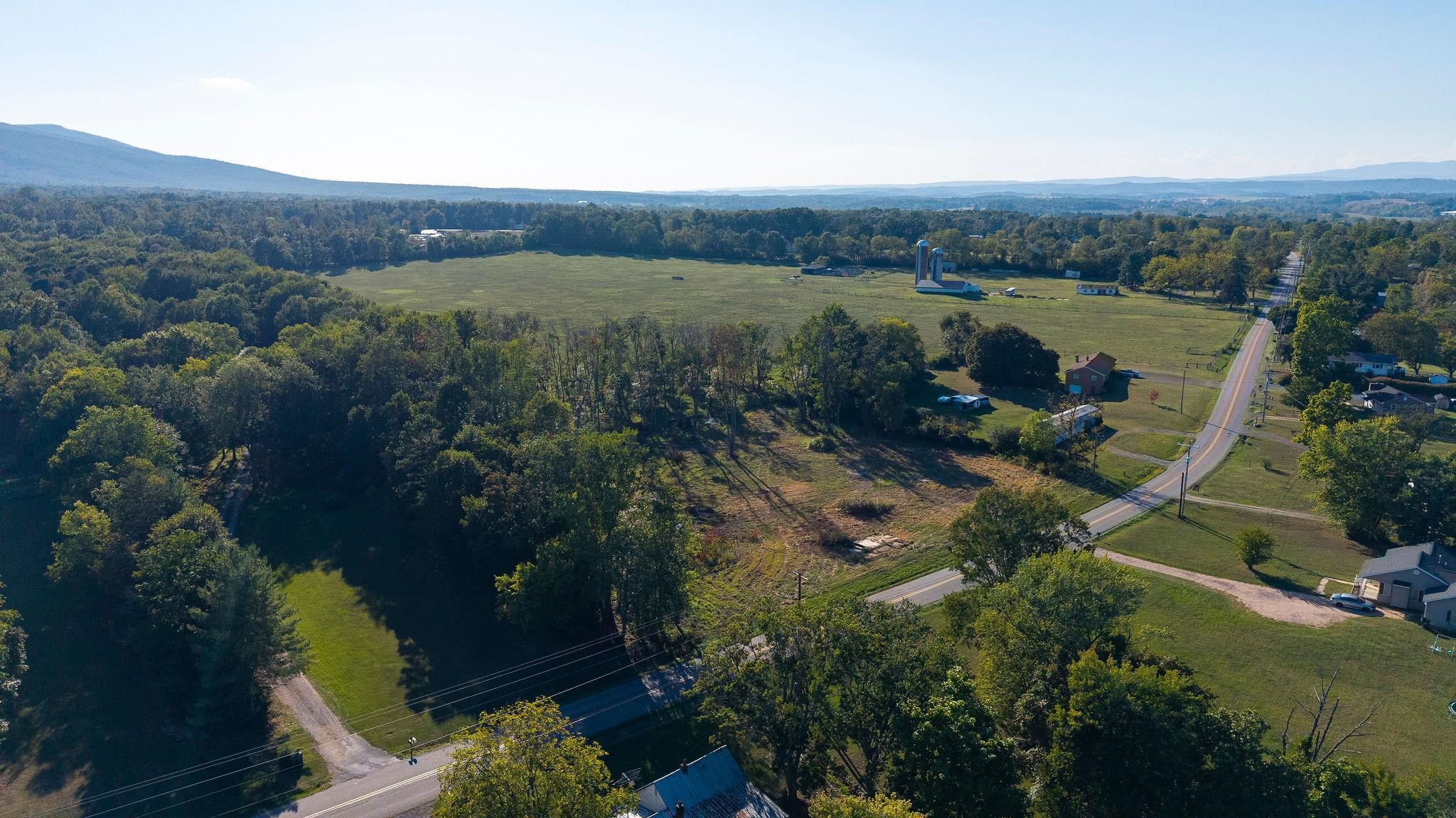 403 HOWARDSVILLE TPKE, STUARTS DRAFT, Virginia 24477, ,Land,403 HOWARDSVILLE TPKE,682053 MLS # 682053
