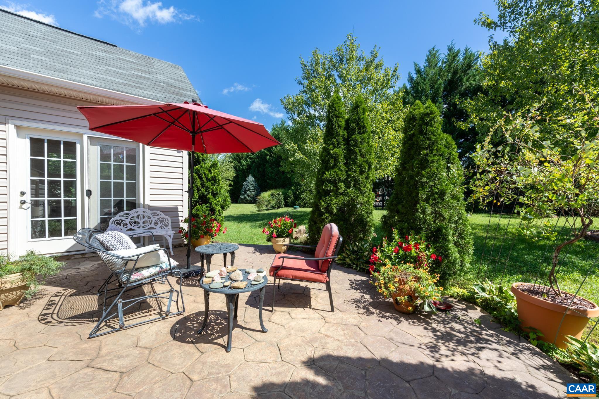 323 ELIZABETH DR, BARBOURSVILLE, Virginia 22923, 3 Bedrooms Bedrooms, ,2 BathroomsBathrooms,Residential,323 ELIZABETH DR,681521 MLS # 681521 323 ELIZABETH DR, BARBOURSVILLE, Virginia 22923, 3 Bedrooms Bedrooms, ,2 BathroomsBathrooms,Residential,323 ELIZABETH DR,681521 MLS # 681521