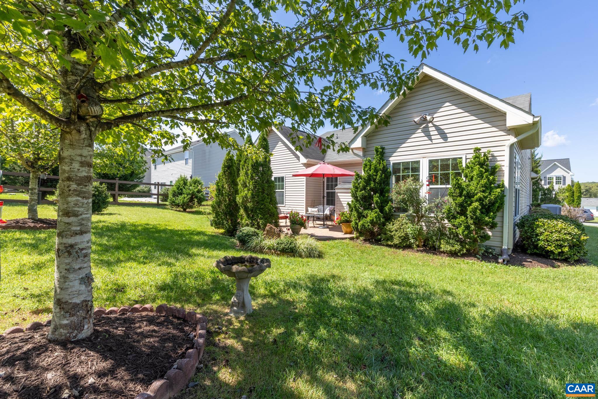 323 ELIZABETH DR, BARBOURSVILLE, Virginia 22923, 3 Bedrooms Bedrooms, ,2 BathroomsBathrooms,Residential,323 ELIZABETH DR,681521 MLS # 681521 323 ELIZABETH DR, BARBOURSVILLE, Virginia 22923, 3 Bedrooms Bedrooms, ,2 BathroomsBathrooms,Residential,323 ELIZABETH DR,681521 MLS # 681521