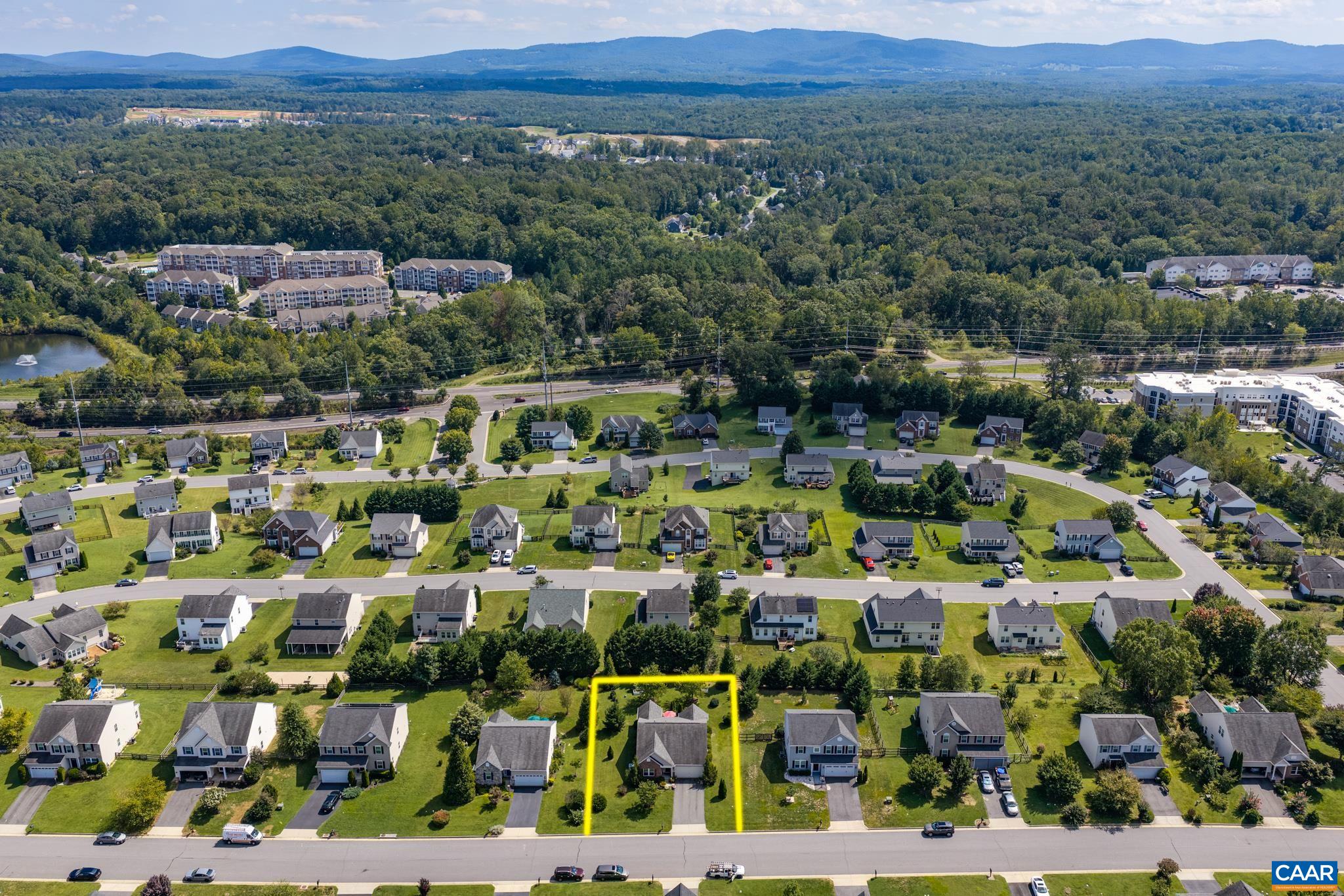323 ELIZABETH DR, BARBOURSVILLE, Virginia 22923, 3 Bedrooms Bedrooms, ,2 BathroomsBathrooms,Residential,323 ELIZABETH DR,681521 MLS # 681521 323 ELIZABETH DR, BARBOURSVILLE, Virginia 22923, 3 Bedrooms Bedrooms, ,2 BathroomsBathrooms,Residential,323 ELIZABETH DR,681521 MLS # 681521