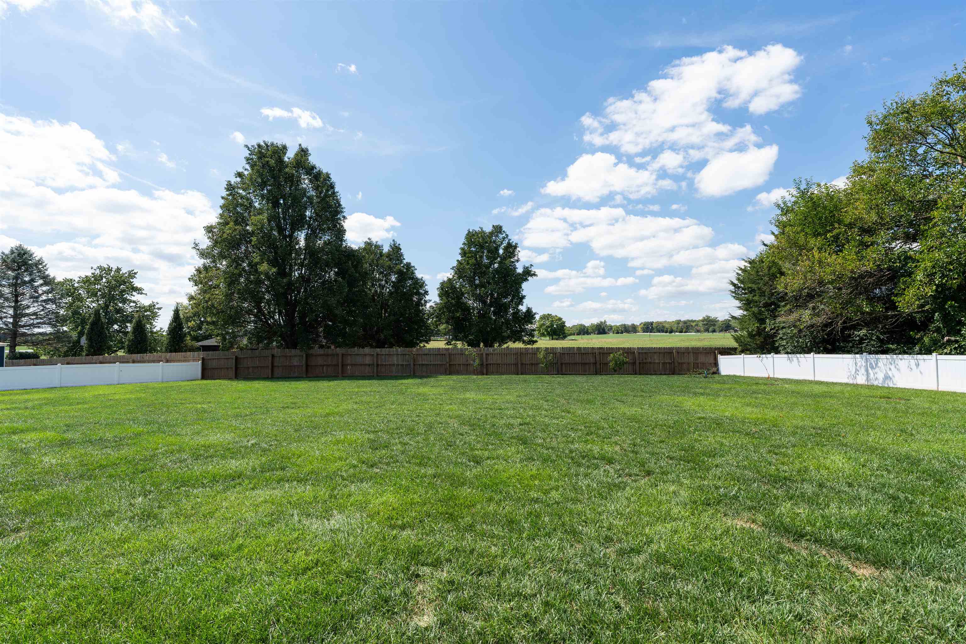 89 BRIAR CREEK CIR, WEYERS CAVE, Virginia 24486, 3 Bedrooms Bedrooms, ,2 BathroomsBathrooms,Residential,89 BRIAR CREEK CIR,682037 MLS # 682037