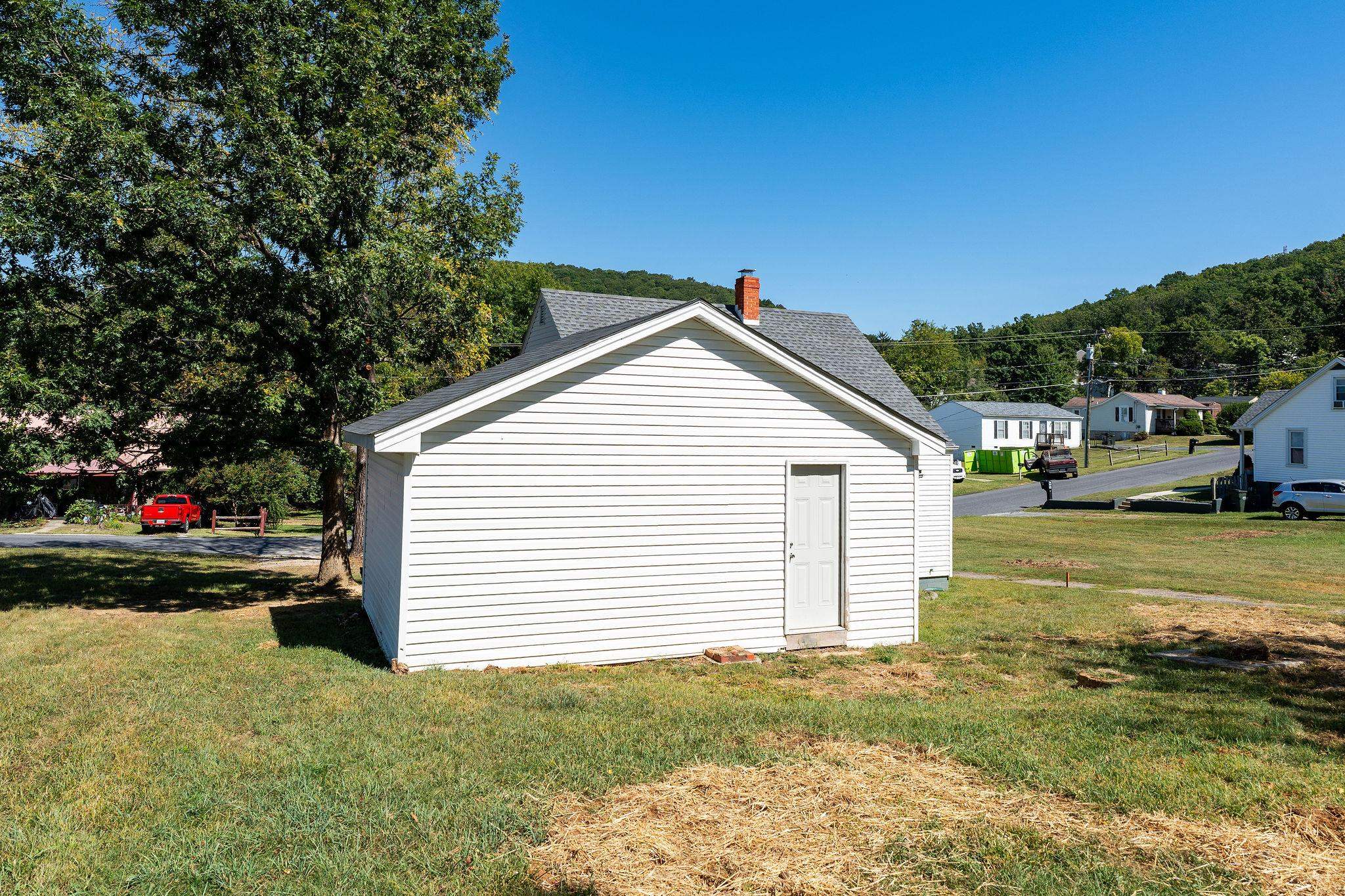 344 MARY GRAY LN, STAUNTON, Virginia 24401, 3 Bedrooms Bedrooms, ,1 BathroomBathrooms,Residential,344 MARY GRAY LN,682039 MLS # 682039 344 MARY GRAY LN, STAUNTON, Virginia 24401, 3 Bedrooms Bedrooms, ,1 BathroomBathrooms,Residential,344 MARY GRAY LN,682039 MLS # 682039