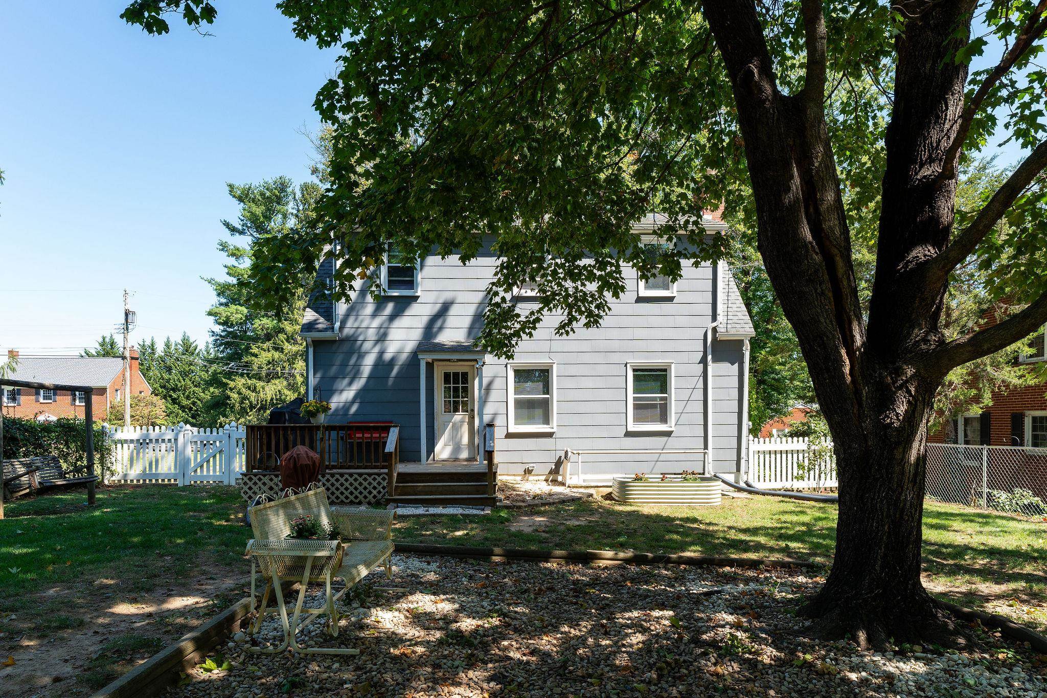 2052 CHASE AVE, WAYNESBORO, Virginia 22980, 2 Bedrooms Bedrooms, ,1 BathroomBathrooms,Residential,2052 CHASE AVE,682041 MLS # 682041 2052 CHASE AVE, WAYNESBORO, Virginia 22980, 2 Bedrooms Bedrooms, ,1 BathroomBathrooms,Residential,2052 CHASE AVE,682041 MLS # 682041