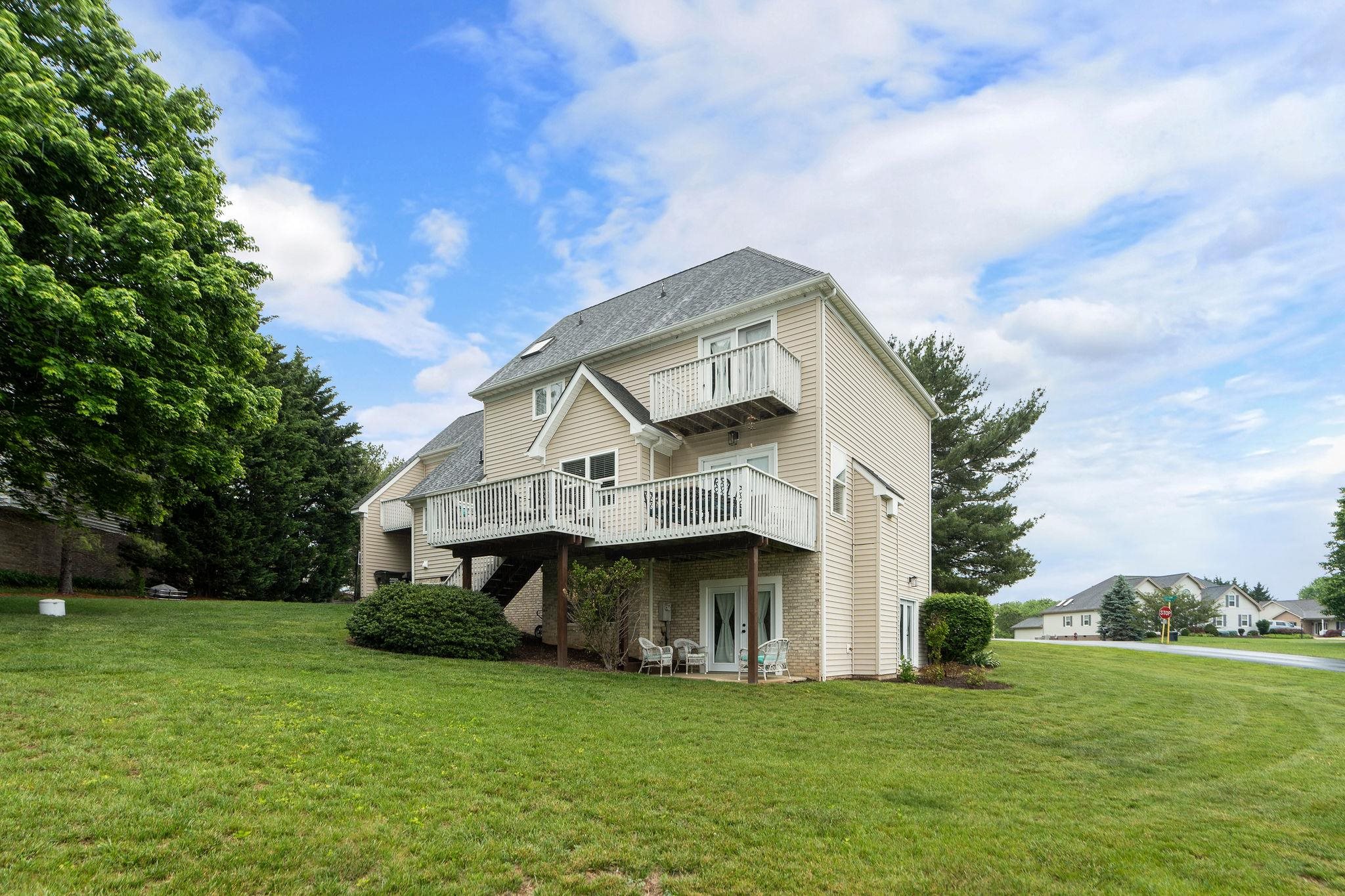 25 FESHA LN, FISHERSVILLE, Virginia 22939, 4 Bedrooms Bedrooms, ,2 BathroomsBathrooms,Residential,25 FESHA LN,682042 MLS # 682042