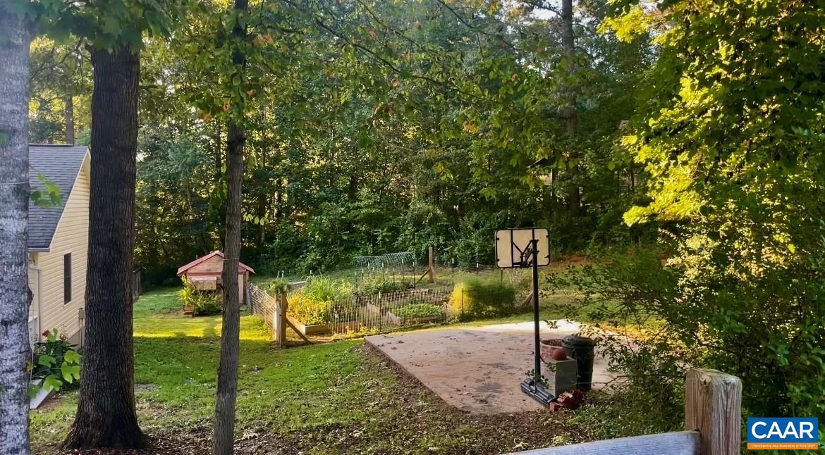 103 HORSESHOE RD, STANARDSVILLE, Virginia 22973, 3 Bedrooms Bedrooms, ,2 BathroomsBathrooms,Residential,103 HORSESHOE RD,682043 MLS # 682043