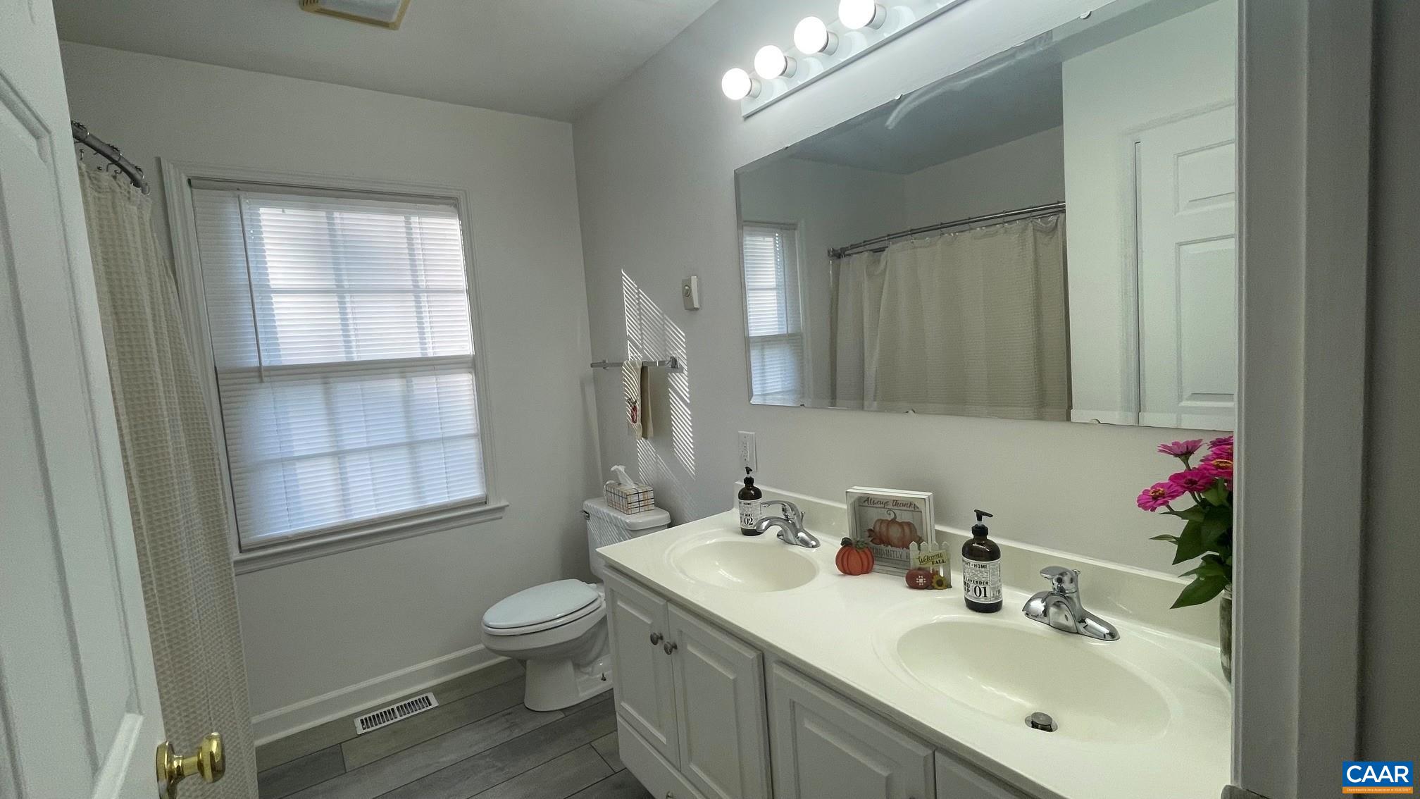 103 HORSESHOE RD, STANARDSVILLE, Virginia 22973, 3 Bedrooms Bedrooms, ,2 BathroomsBathrooms,Residential,103 HORSESHOE RD,682043 MLS # 682043