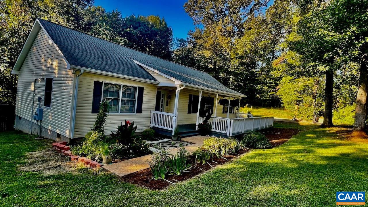 103 HORSESHOE RD, STANARDSVILLE, Virginia 22973, 3 Bedrooms Bedrooms, ,2 BathroomsBathrooms,Residential,103 HORSESHOE RD,682043 MLS # 682043