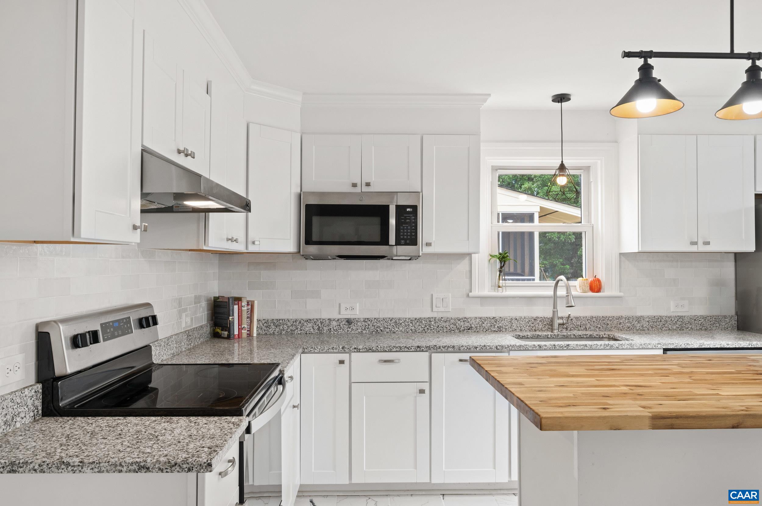 1036 LOCUST AVE, CHARLOTTESVILLE, Virginia 22901, 4 Bedrooms Bedrooms, ,3 BathroomsBathrooms,Residential,1036 LOCUST AVE,682044 MLS # 682044 1036 LOCUST AVE, CHARLOTTESVILLE, Virginia 22901, 4 Bedrooms Bedrooms, ,3 BathroomsBathrooms,Residential,1036 LOCUST AVE,682044 MLS # 682044