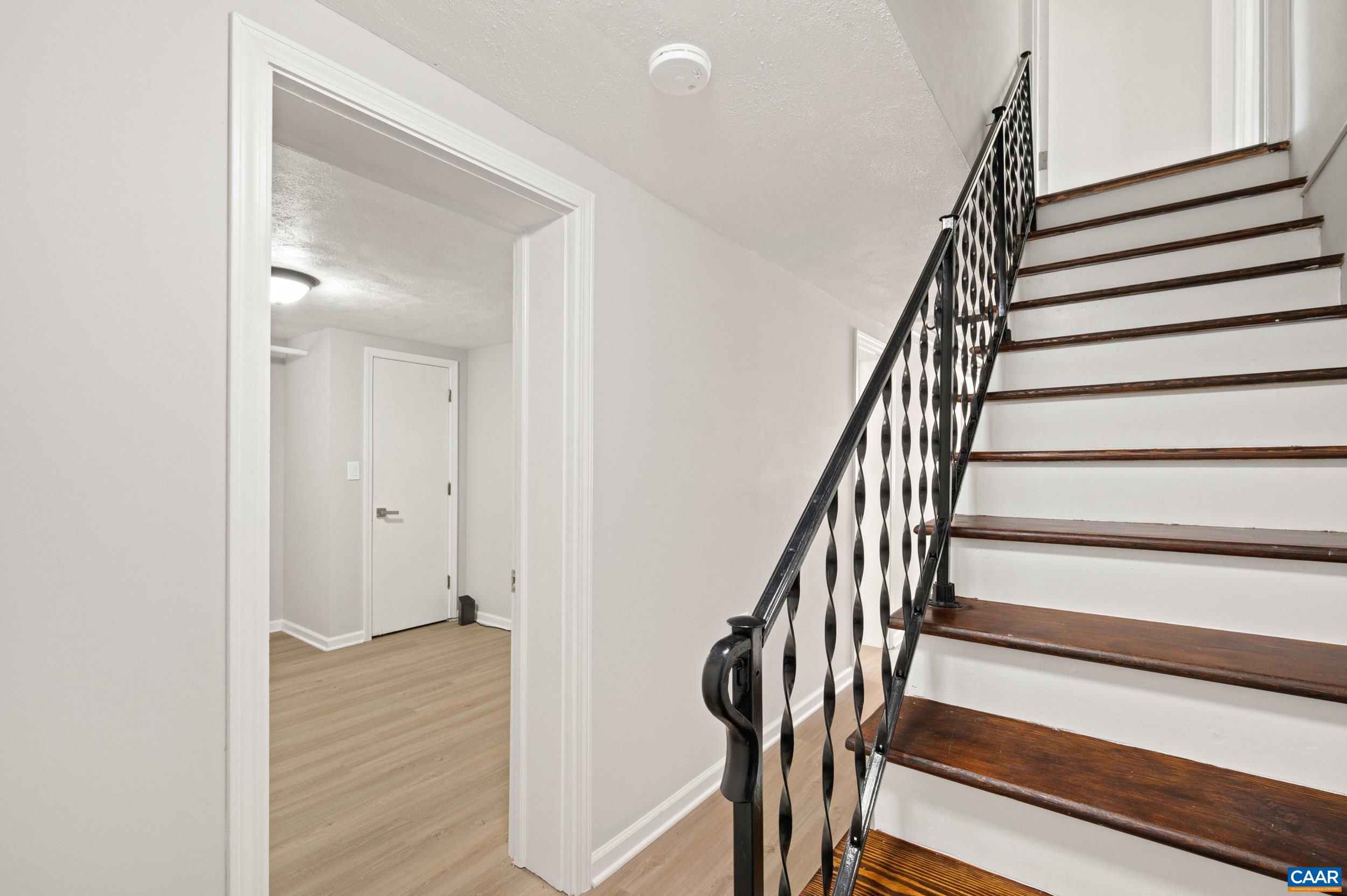 1036 LOCUST AVE, CHARLOTTESVILLE, Virginia 22901, 4 Bedrooms Bedrooms, ,3 BathroomsBathrooms,Residential,1036 LOCUST AVE,682044 MLS # 682044 1036 LOCUST AVE, CHARLOTTESVILLE, Virginia 22901, 4 Bedrooms Bedrooms, ,3 BathroomsBathrooms,Residential,1036 LOCUST AVE,682044 MLS # 682044