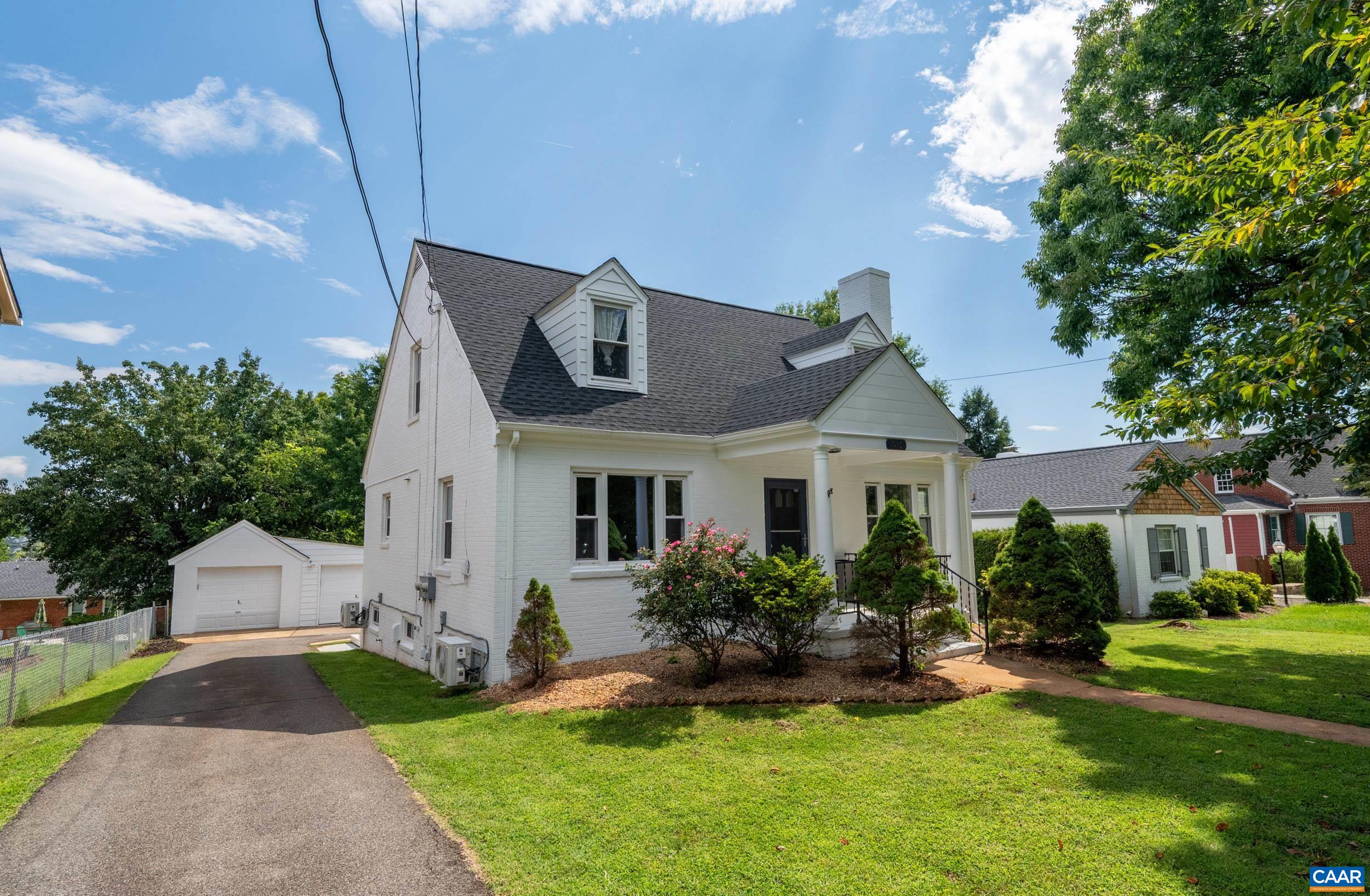 1036 LOCUST AVE, CHARLOTTESVILLE, Virginia 22901, 4 Bedrooms Bedrooms, ,3 BathroomsBathrooms,Residential,1036 LOCUST AVE,682044 MLS # 682044 1036 LOCUST AVE, CHARLOTTESVILLE, Virginia 22901, 4 Bedrooms Bedrooms, ,3 BathroomsBathrooms,Residential,1036 LOCUST AVE,682044 MLS # 682044