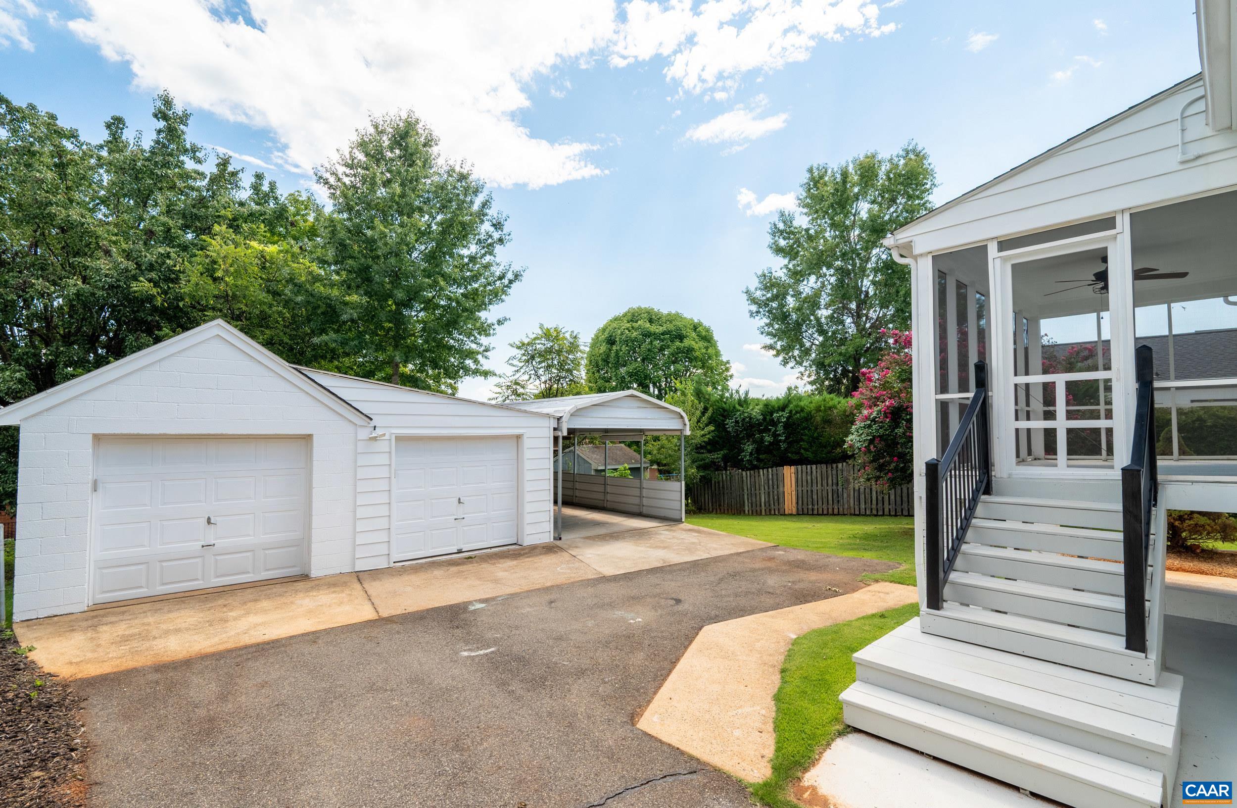 1036 LOCUST AVE, CHARLOTTESVILLE, Virginia 22901, 4 Bedrooms Bedrooms, ,3 BathroomsBathrooms,Residential,1036 LOCUST AVE,682044 MLS # 682044 1036 LOCUST AVE, CHARLOTTESVILLE, Virginia 22901, 4 Bedrooms Bedrooms, ,3 BathroomsBathrooms,Residential,1036 LOCUST AVE,682044 MLS # 682044