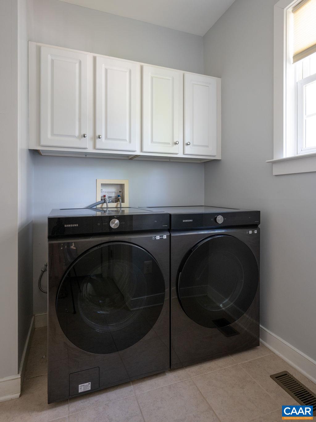 188 BROOKWOOD DR, CHARLOTTESVILLE, Virginia 22902, 5 Bedrooms Bedrooms, ,4 BathroomsBathrooms,Residential,188 BROOKWOOD DR,682045 MLS # 682045