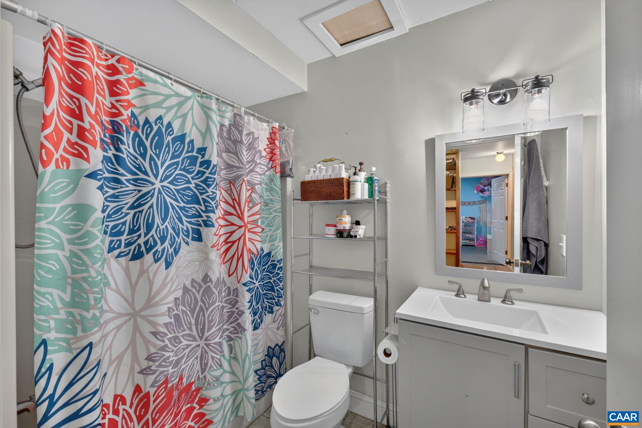 1809 AMBERFIELD DR, CHARLOTTESVILLE, Virginia 22911, 5 Bedrooms Bedrooms, ,3 BathroomsBathrooms,Residential,1809 AMBERFIELD DR,682051 MLS # 682051