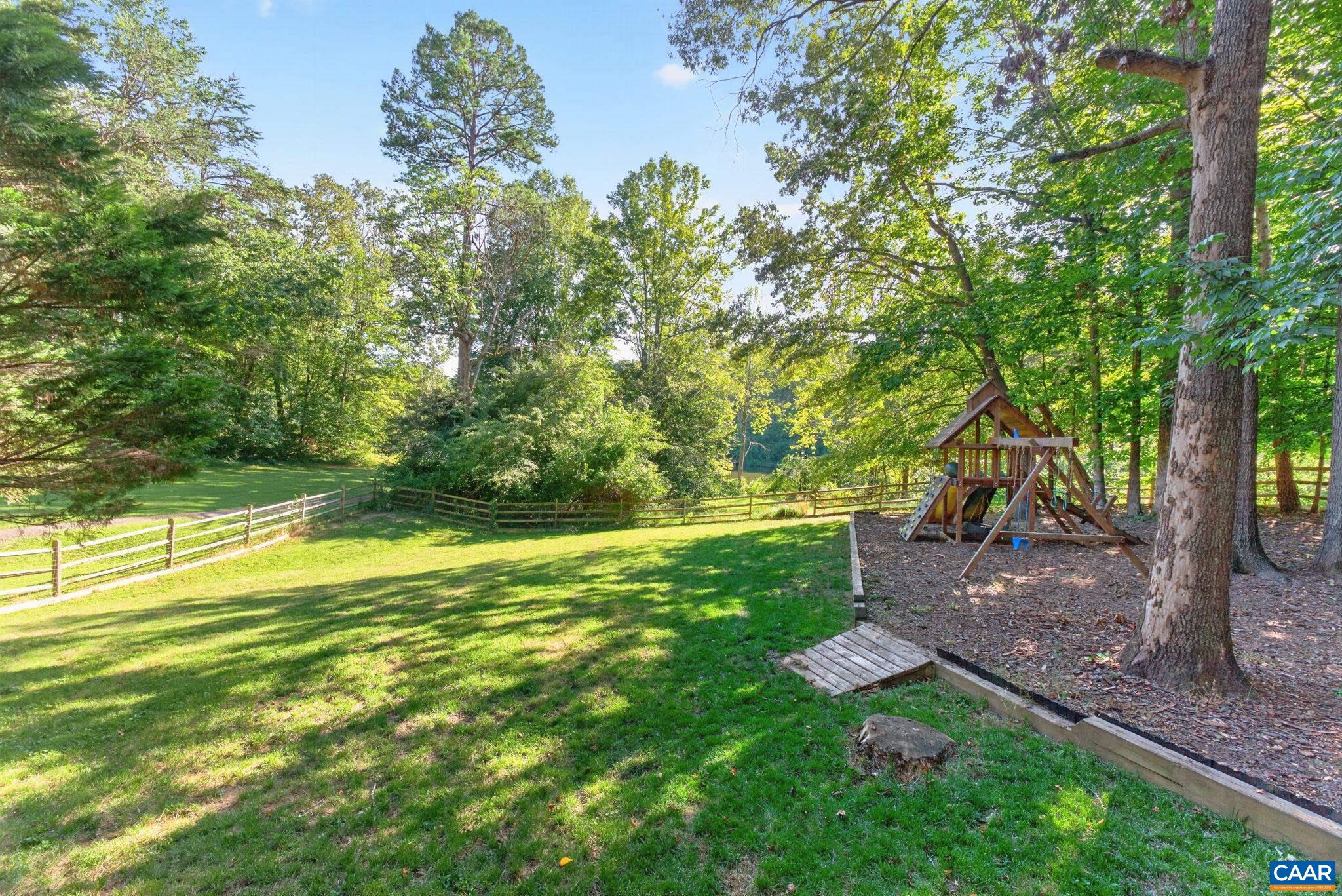 1809 AMBERFIELD DR, CHARLOTTESVILLE, Virginia 22911, 5 Bedrooms Bedrooms, ,3 BathroomsBathrooms,Residential,1809 AMBERFIELD DR,682051 MLS # 682051