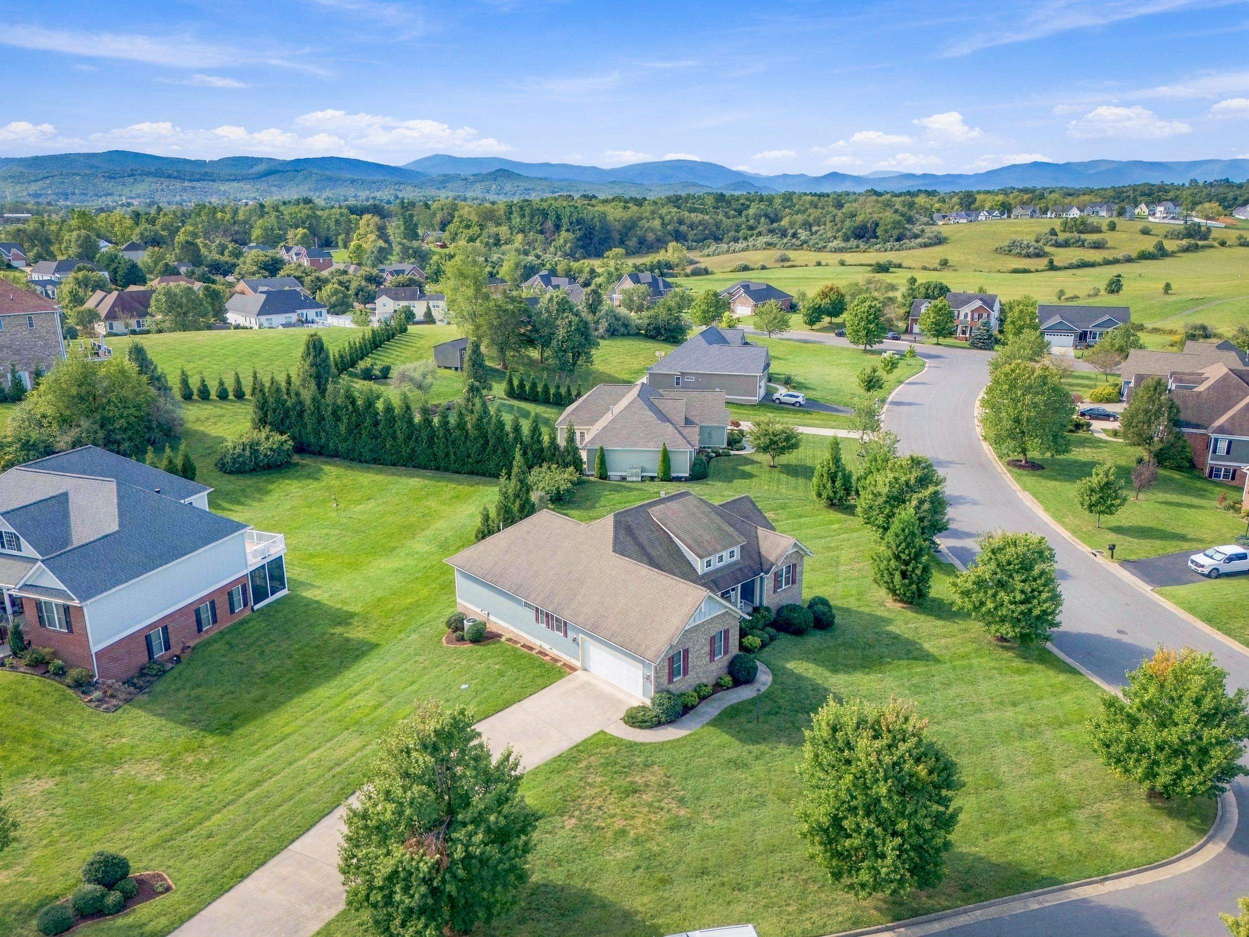 100 STONECREST AVE, WAYNESBORO, Virginia 22980, 4 Bedrooms Bedrooms, ,3 BathroomsBathrooms,Residential,100 STONECREST AVE,682054 MLS # 682054 100 STONECREST AVE, WAYNESBORO, Virginia 22980, 4 Bedrooms Bedrooms, ,3 BathroomsBathrooms,Residential,100 STONECREST AVE,682054 MLS # 682054
