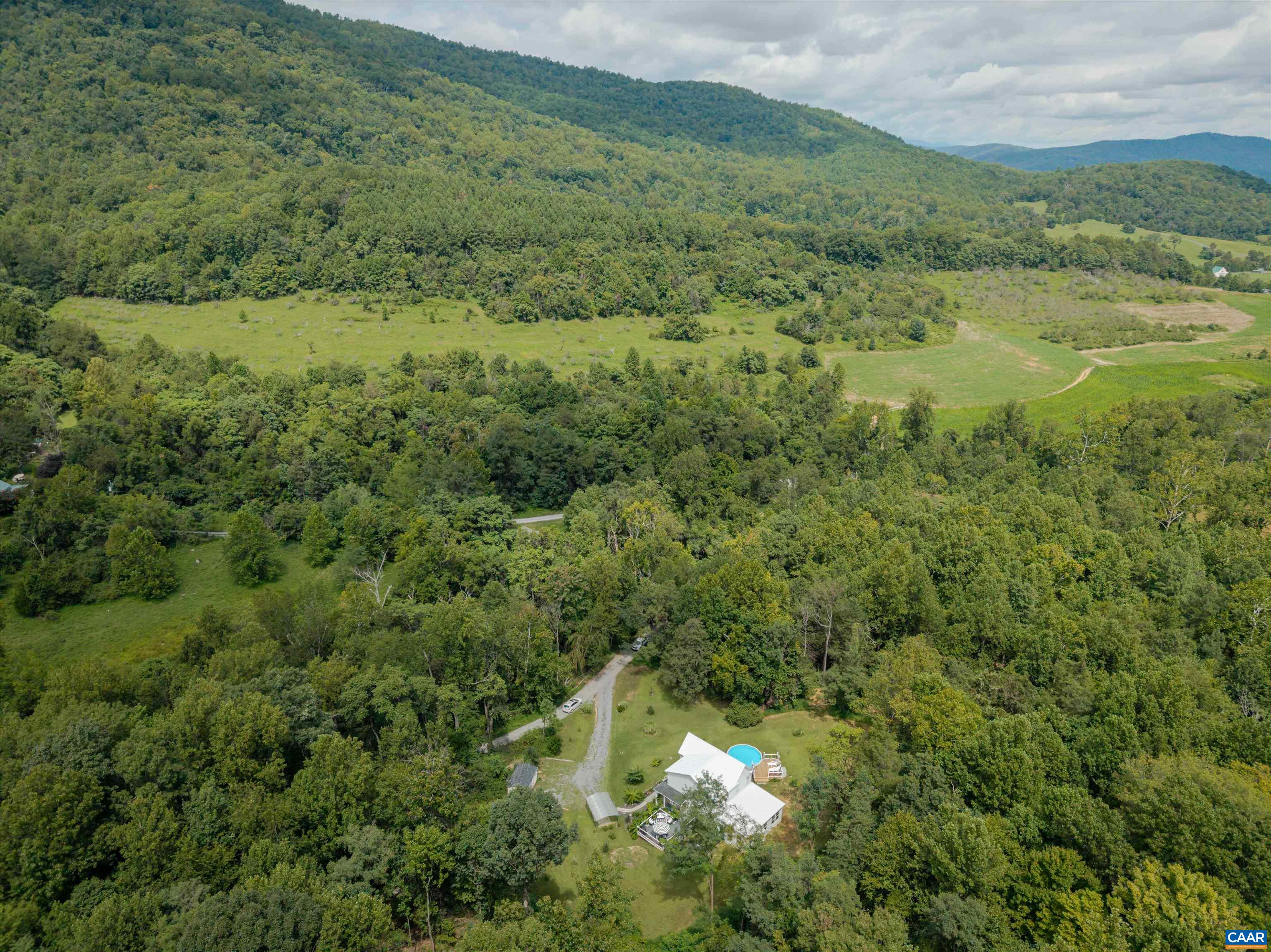 5860 BEARWOOD RD, CROZET, Virginia 22932, 3 Bedrooms Bedrooms, ,2 BathroomsBathrooms,Residential,5860 BEARWOOD RD,682055 MLS # 682055 5860 BEARWOOD RD, CROZET, Virginia 22932, 3 Bedrooms Bedrooms, ,2 BathroomsBathrooms,Residential,5860 BEARWOOD RD,682055 MLS # 682055