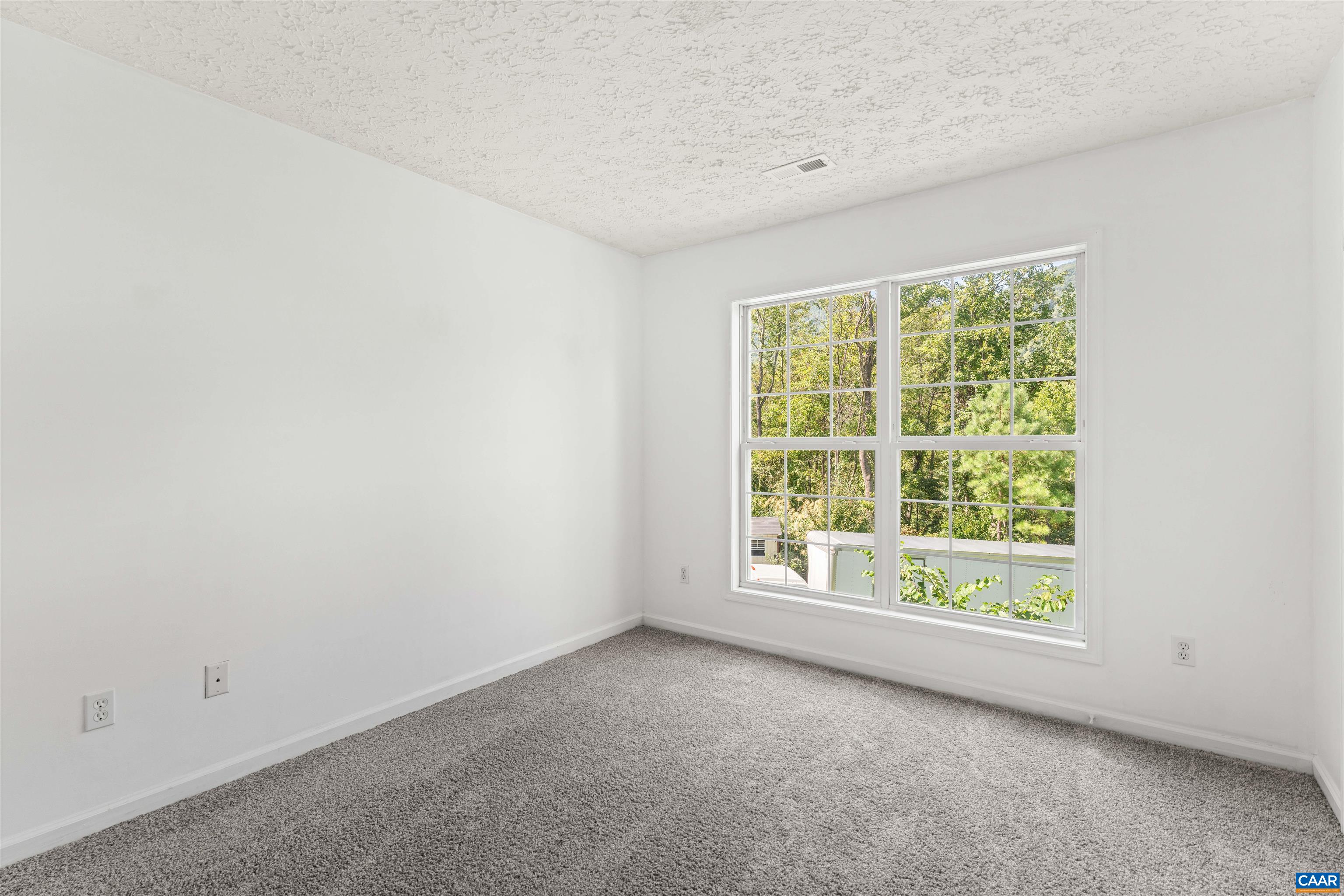 5860 BEARWOOD RD, CROZET, Virginia 22932, 3 Bedrooms Bedrooms, ,2 BathroomsBathrooms,Residential,5860 BEARWOOD RD,682055 MLS # 682055 5860 BEARWOOD RD, CROZET, Virginia 22932, 3 Bedrooms Bedrooms, ,2 BathroomsBathrooms,Residential,5860 BEARWOOD RD,682055 MLS # 682055