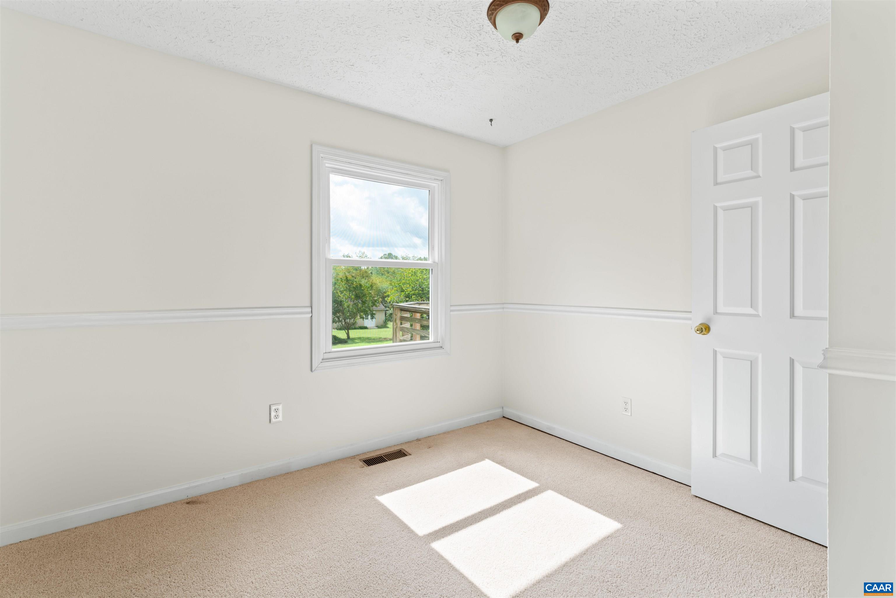 542 BRANCH RD, SCOTTSVILLE, Virginia 24590, 5 Bedrooms Bedrooms, ,2 BathroomsBathrooms,Residential,542 BRANCH RD,682056 MLS # 682056 542 BRANCH RD, SCOTTSVILLE, Virginia 24590, 5 Bedrooms Bedrooms, ,2 BathroomsBathrooms,Residential,542 BRANCH RD,682056 MLS # 682056