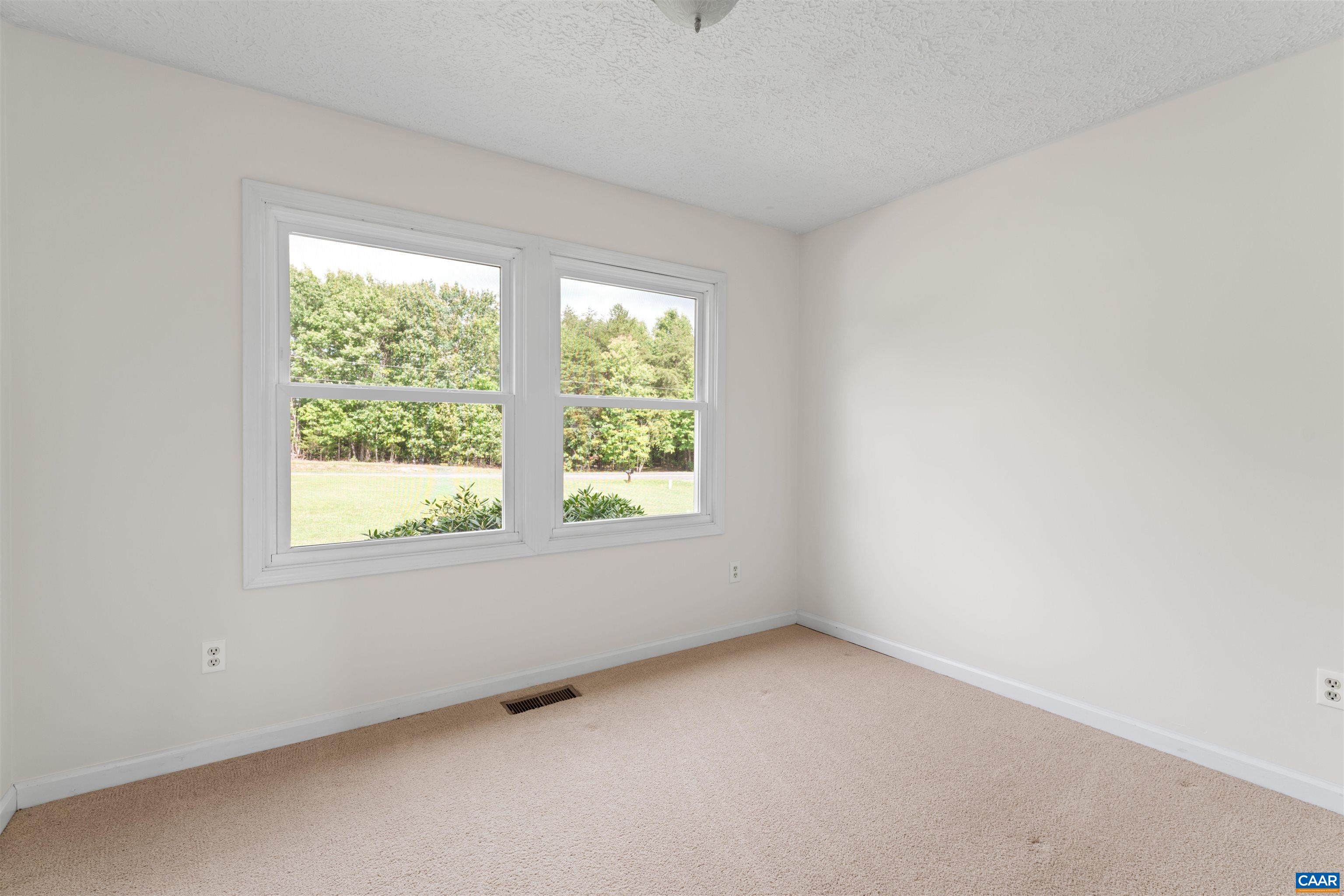 542 BRANCH RD, SCOTTSVILLE, Virginia 24590, 5 Bedrooms Bedrooms, ,2 BathroomsBathrooms,Residential,542 BRANCH RD,682056 MLS # 682056 542 BRANCH RD, SCOTTSVILLE, Virginia 24590, 5 Bedrooms Bedrooms, ,2 BathroomsBathrooms,Residential,542 BRANCH RD,682056 MLS # 682056